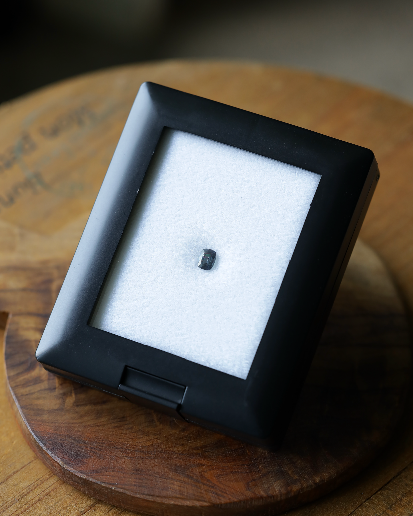 ベキリーブルーガーネット ルース 0.45ct