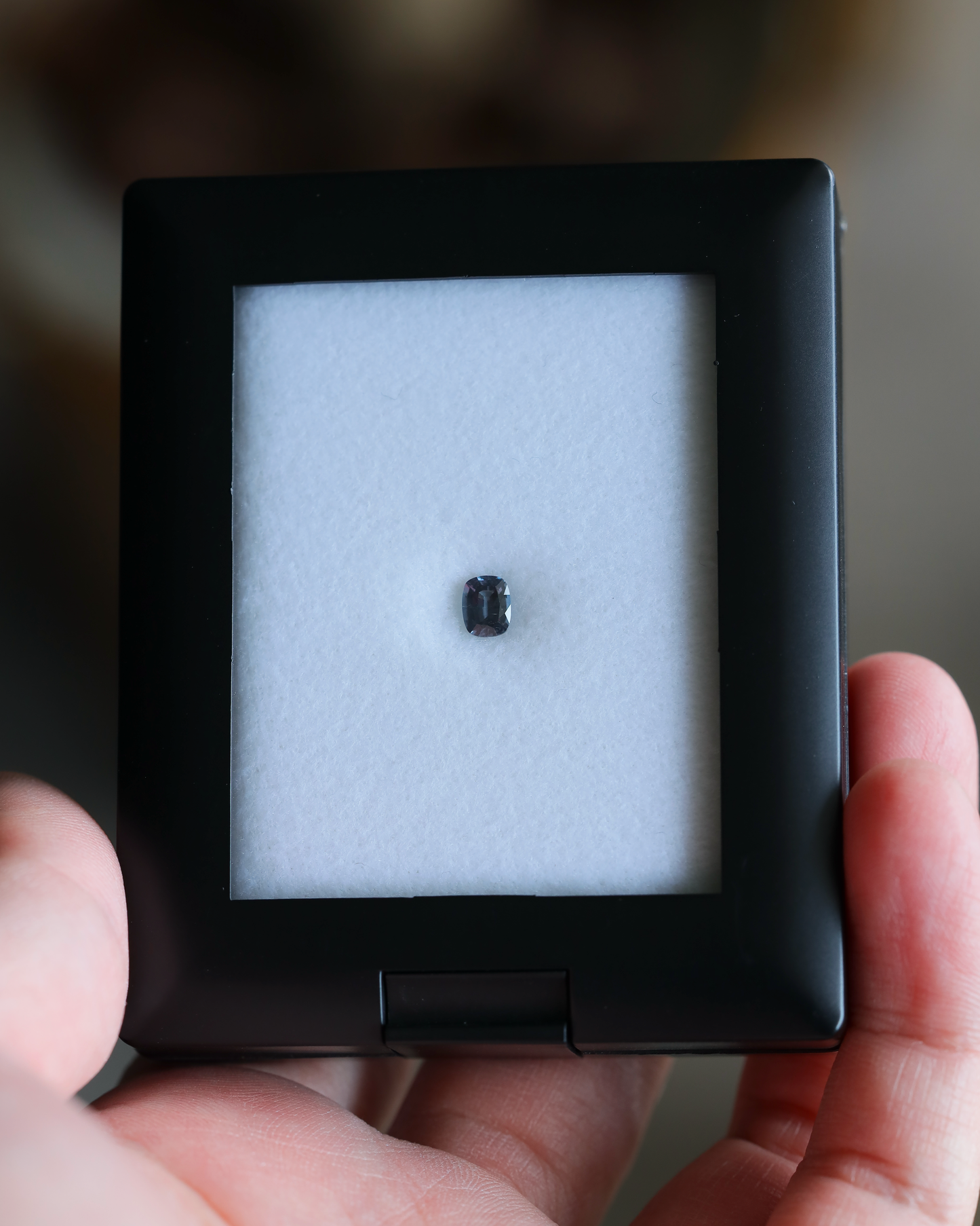 ベキリーブルーガーネット ルース 0.45ct