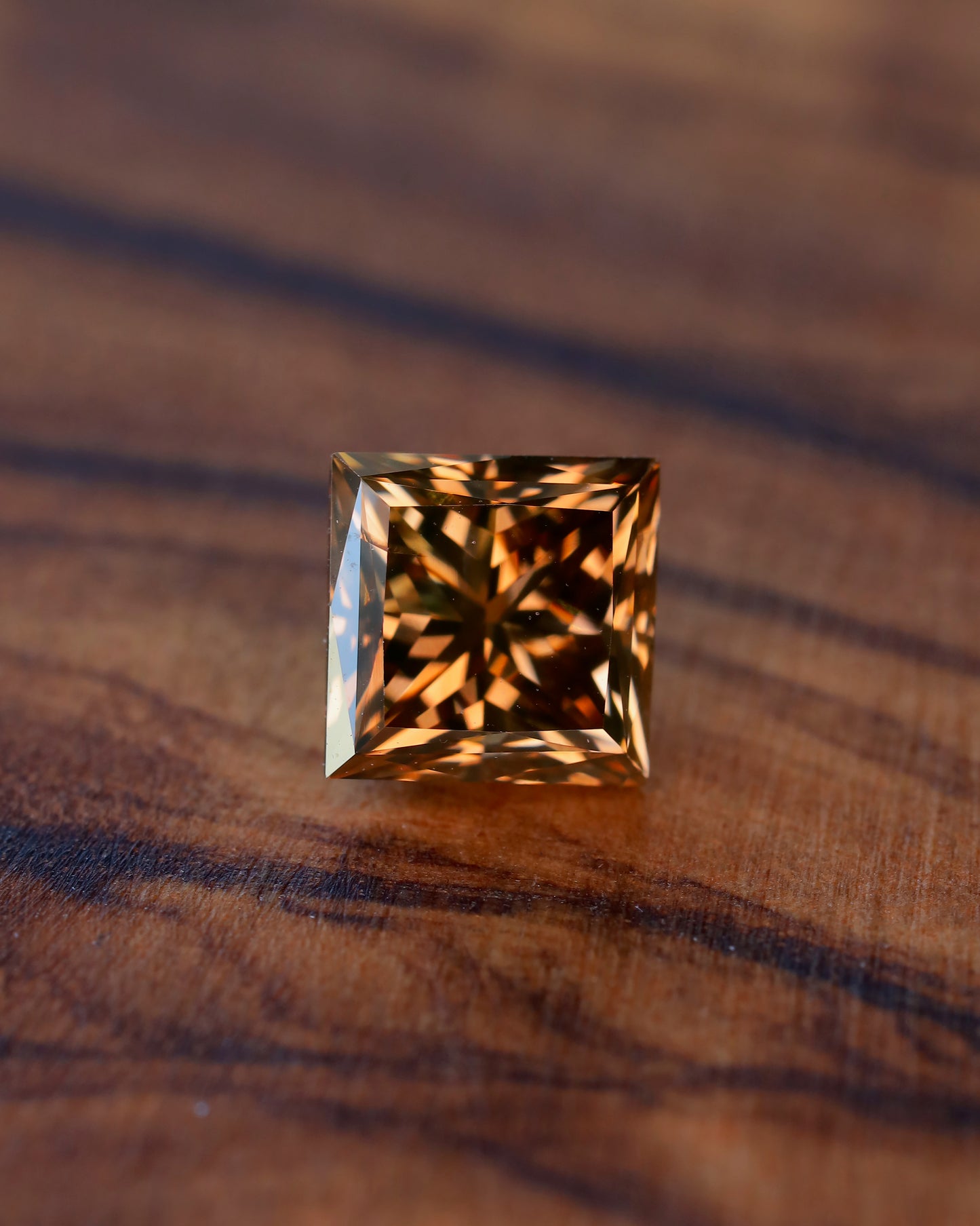 ファンシーダークブラウンダイヤモンド ルース 1.073ct