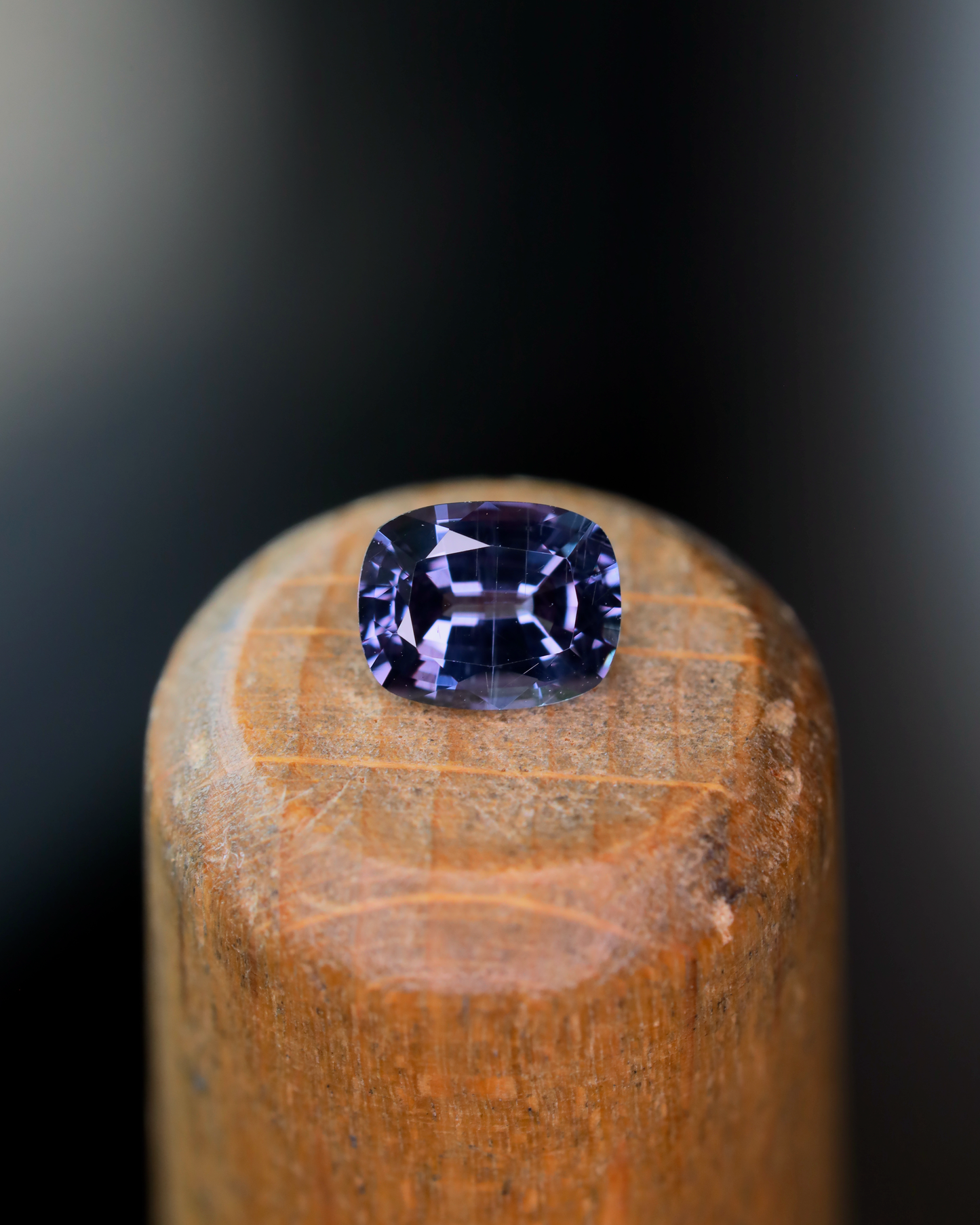 ベキリーブルーガーネット ルース 0.45ct