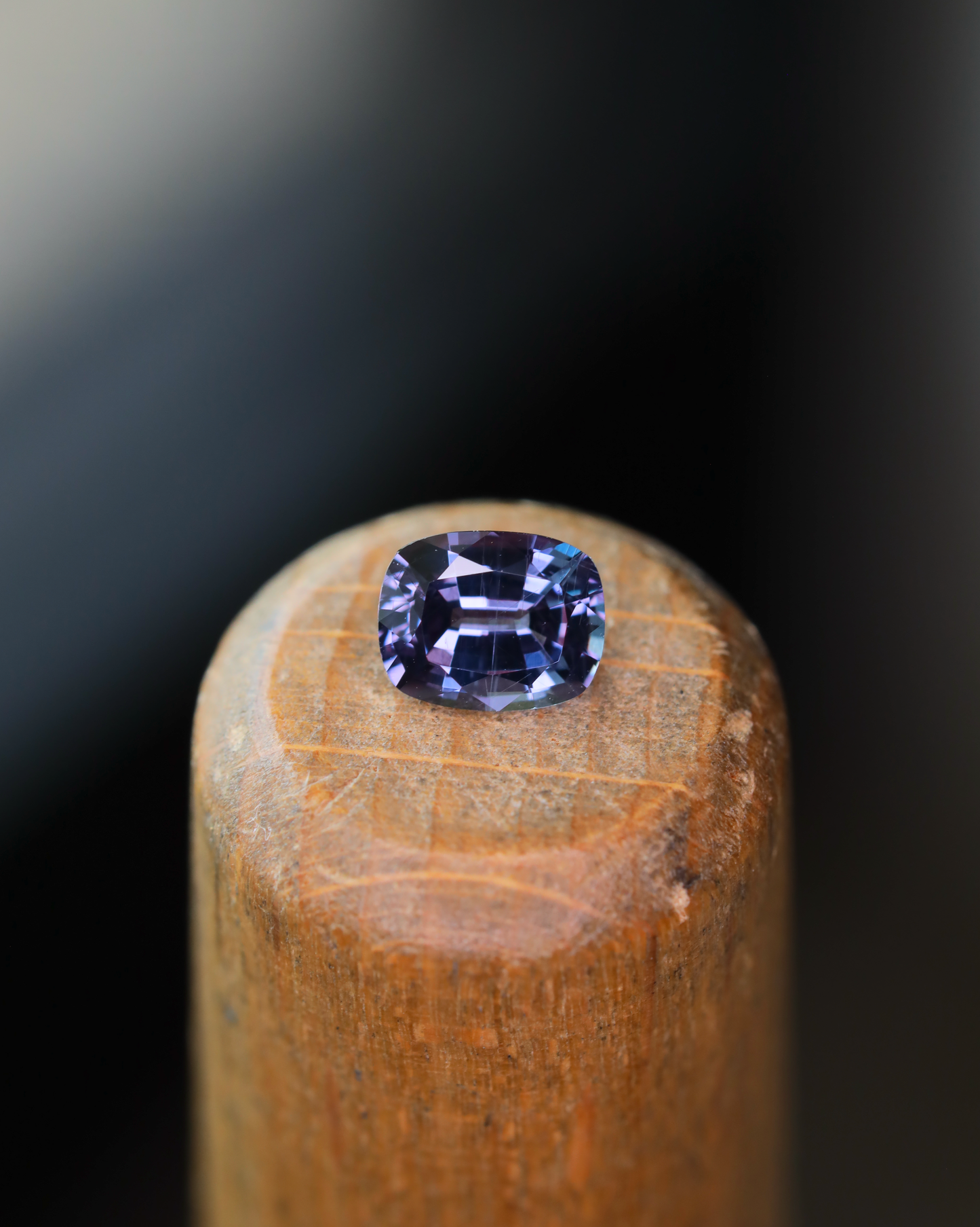 ベキリーブルーガーネット ルース 0.45ct