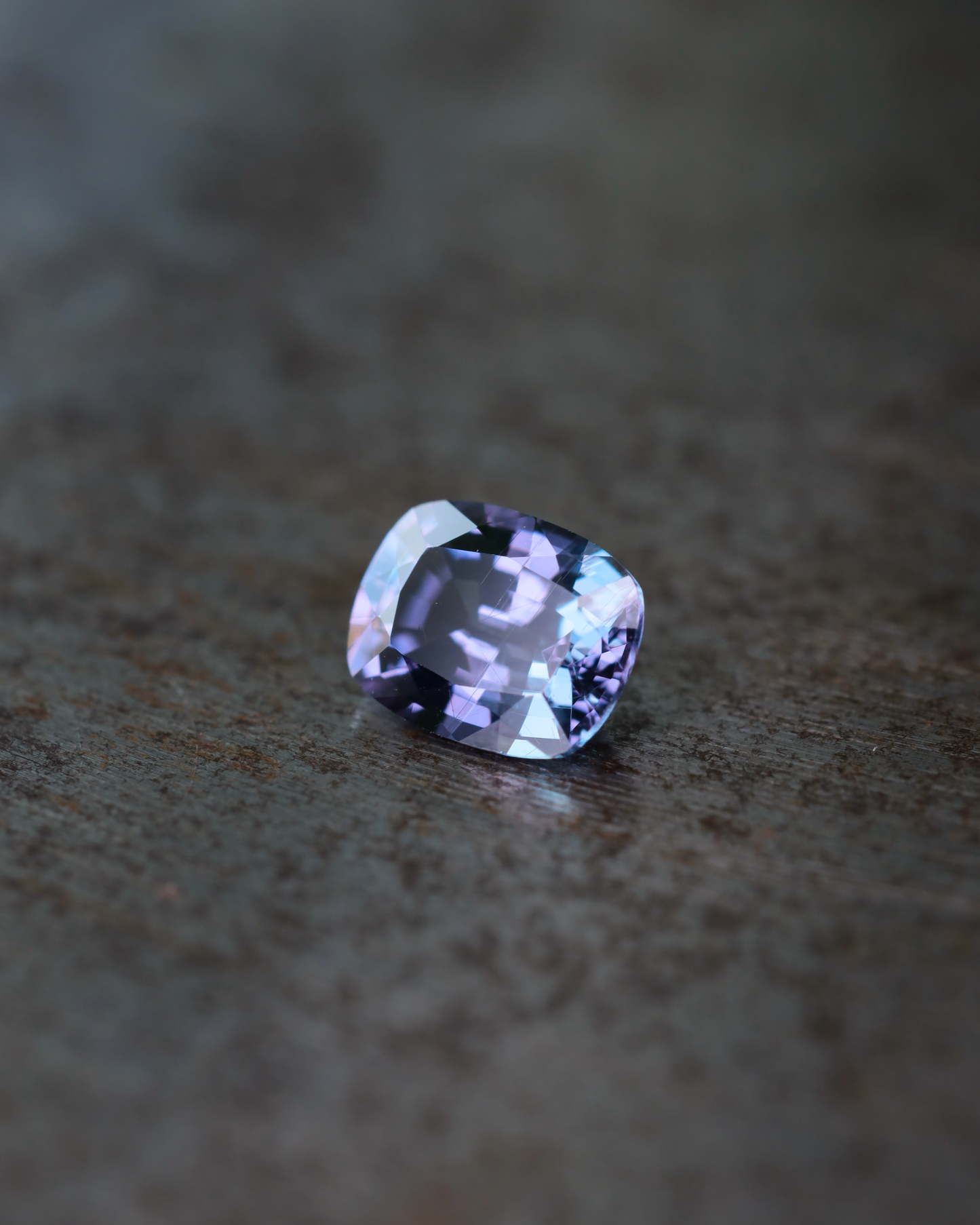 ベキリーブルーガーネット ルース 0.45ct