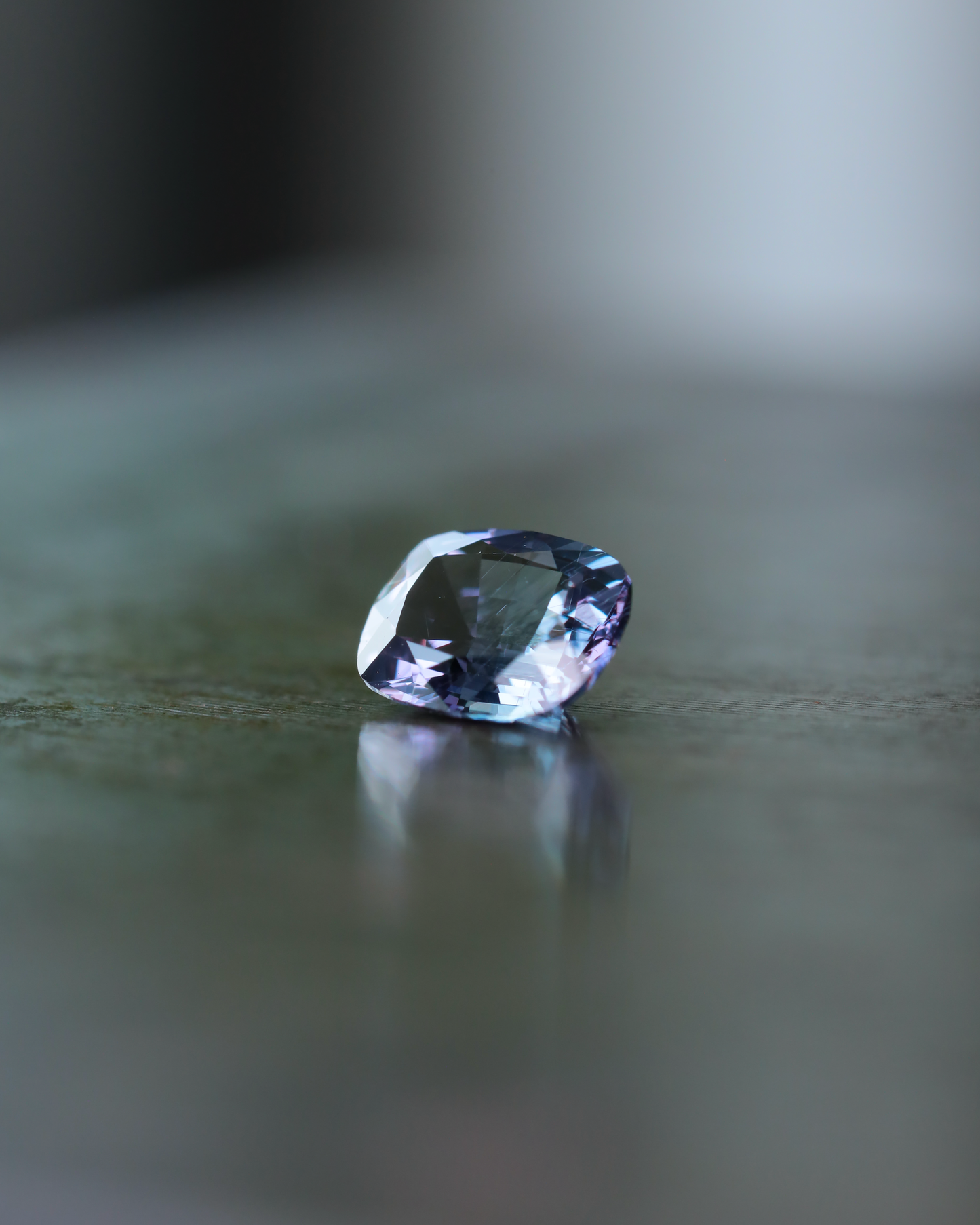 ベキリーブルーガーネット ルース 0.45ct