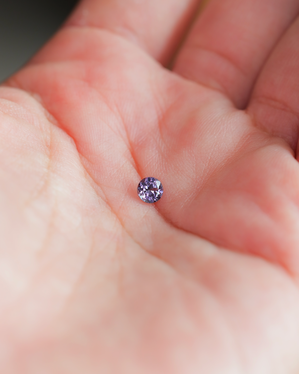 ベキリーブルーガーネット ルース 0.41ct