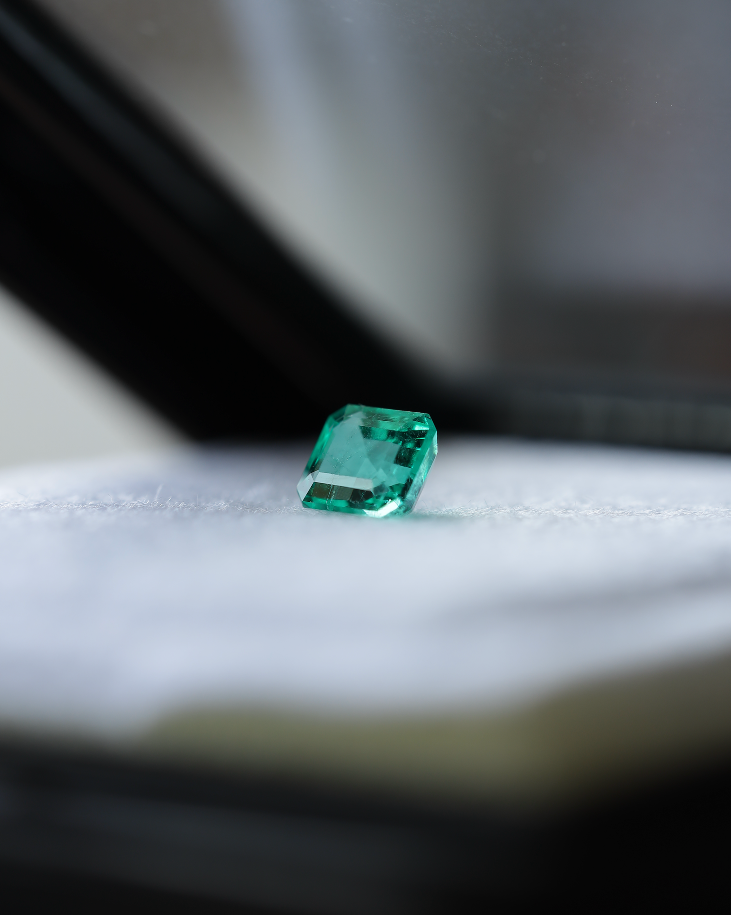エメラルド ルース 0.71ct