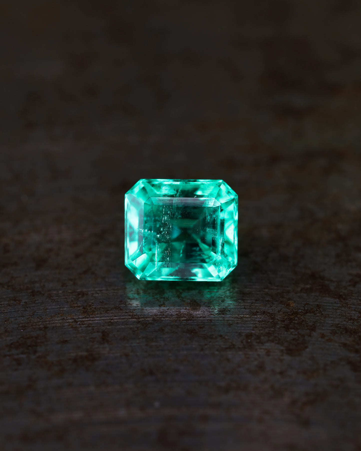 エメラルド ルース 0.71ct