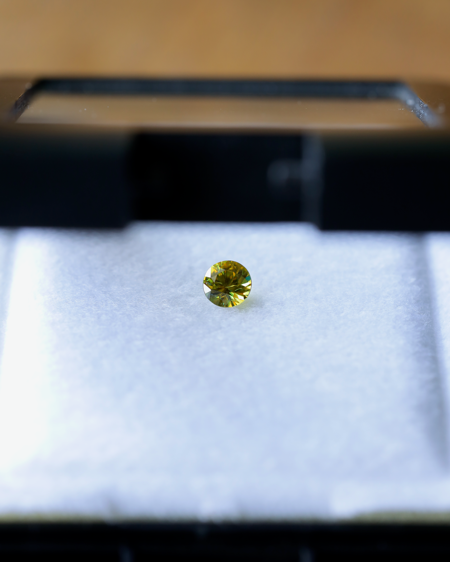 スフェーン ルース 0.43ct