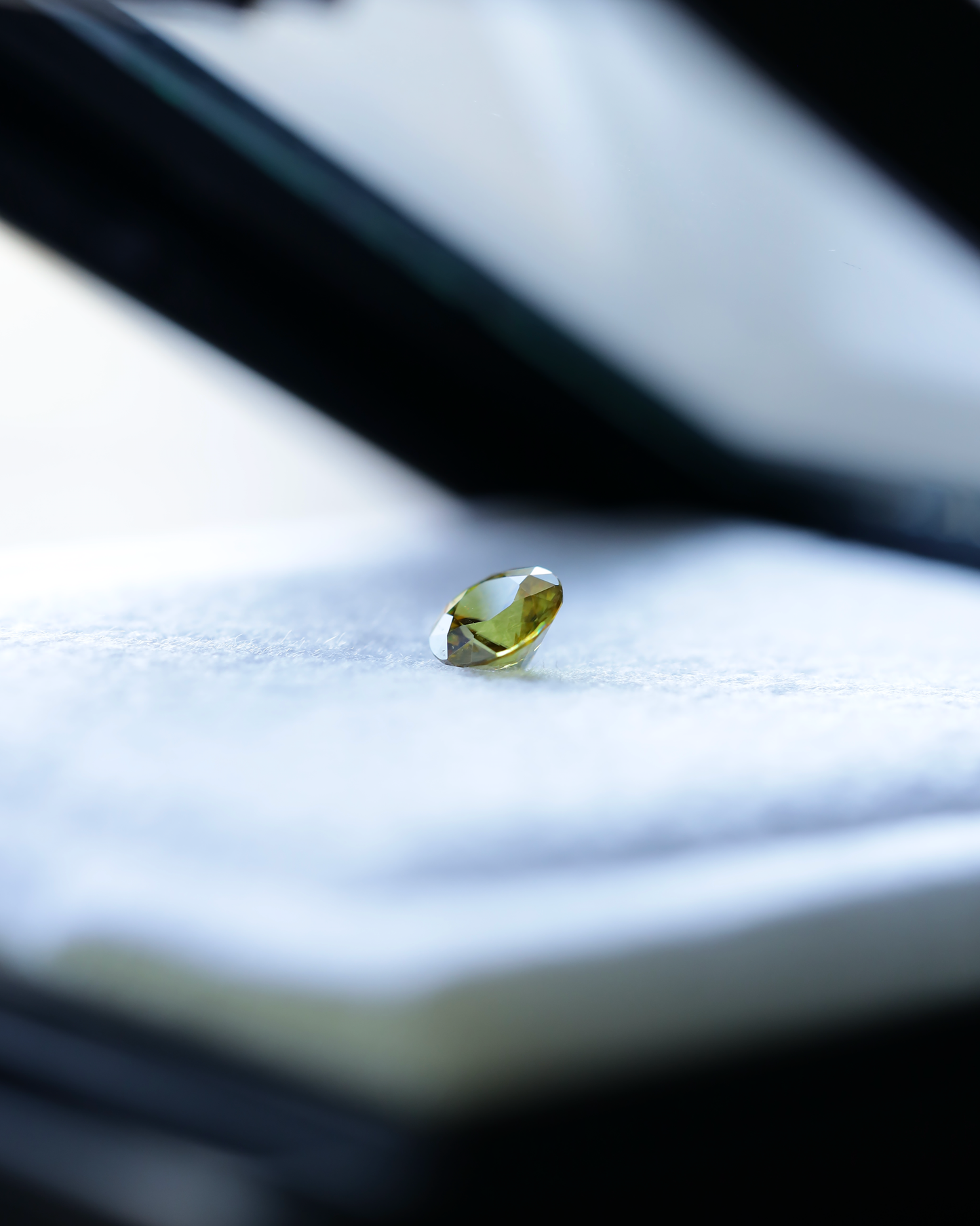 スフェーン ルース 0.43ct