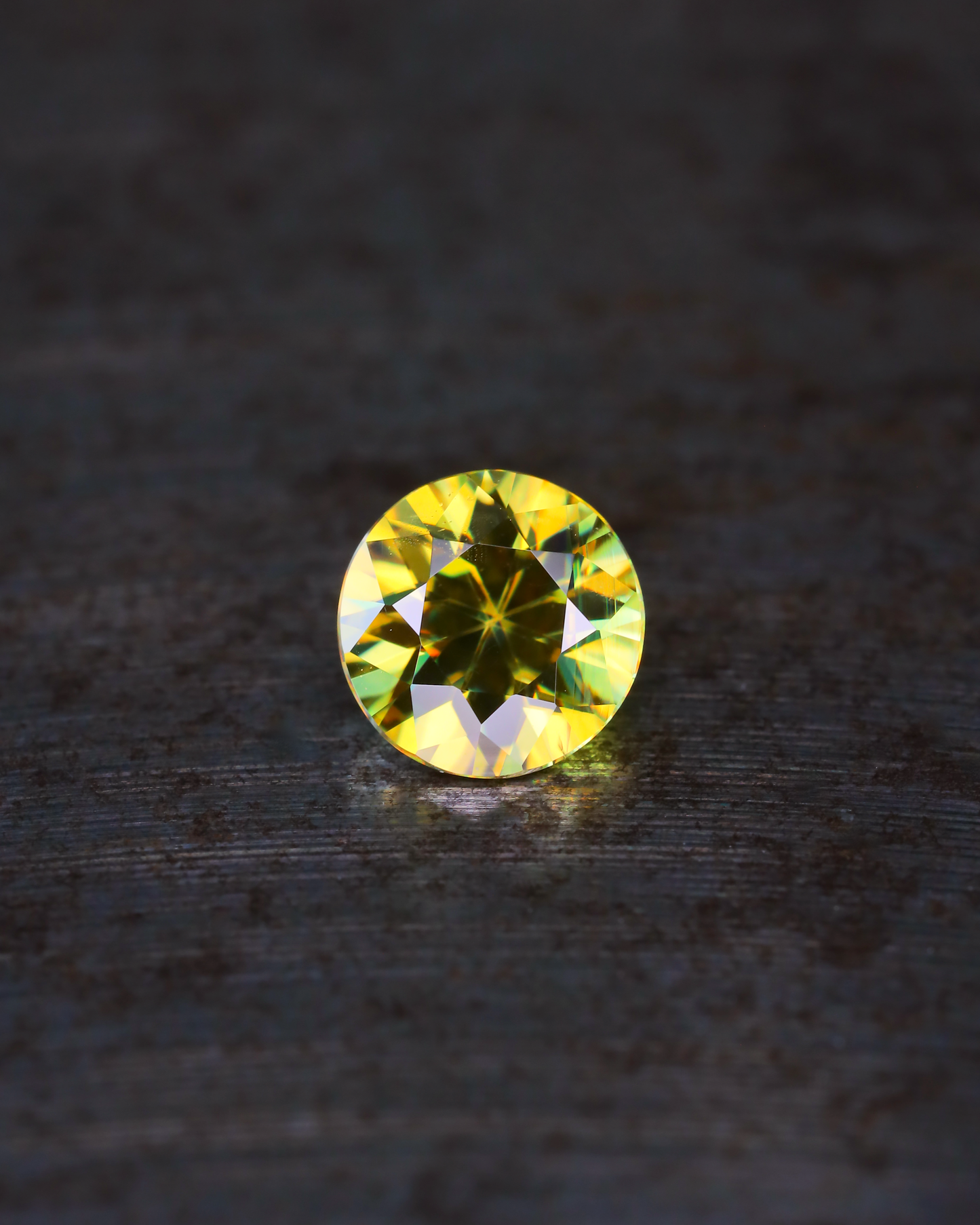 スフェーン ルース 0.43ct