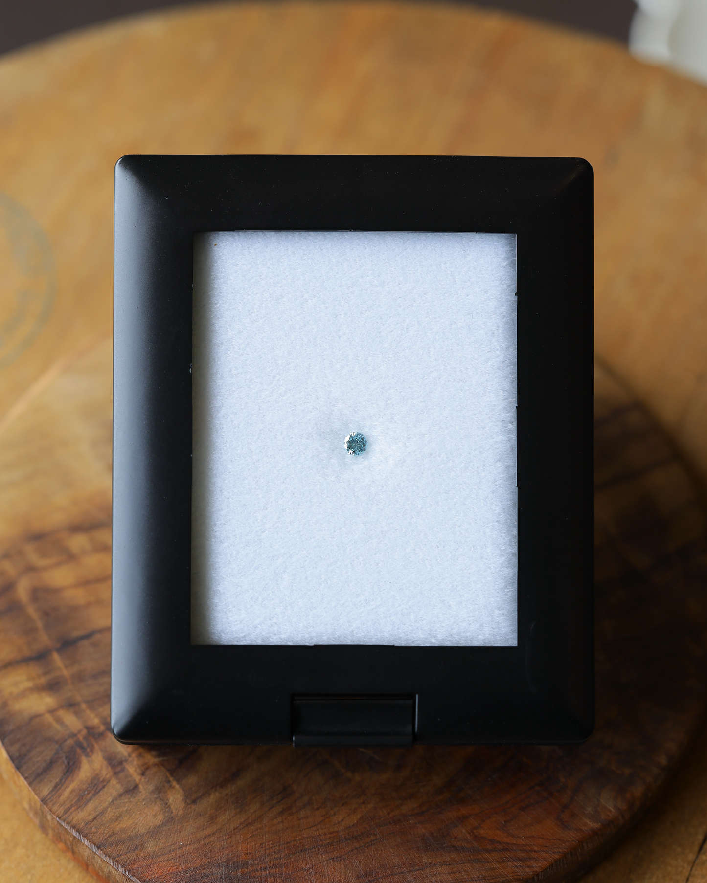 アイスブルーダイヤモンド ルース 0.1ct