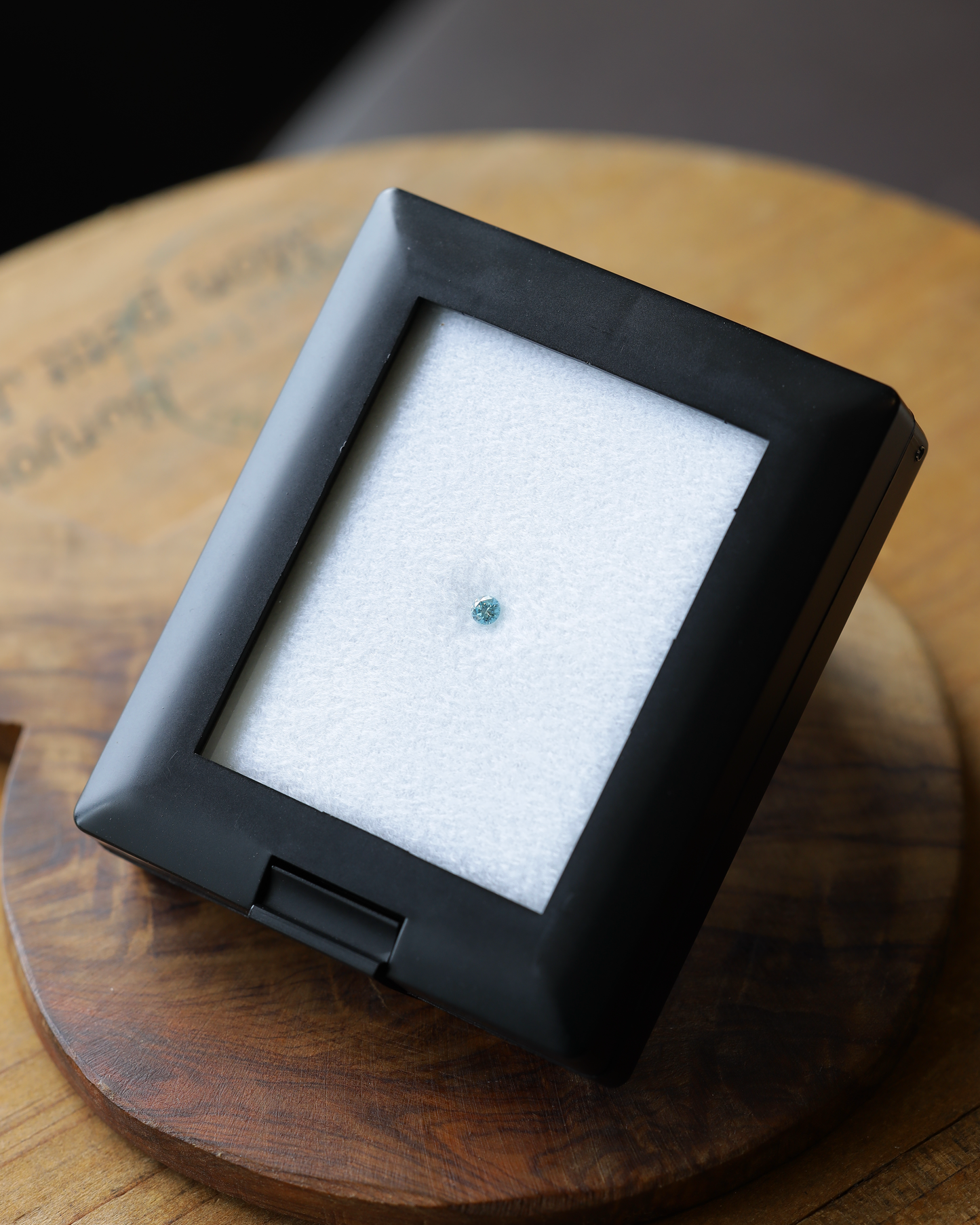 アイスブルーダイヤモンド ルース 0.1ct