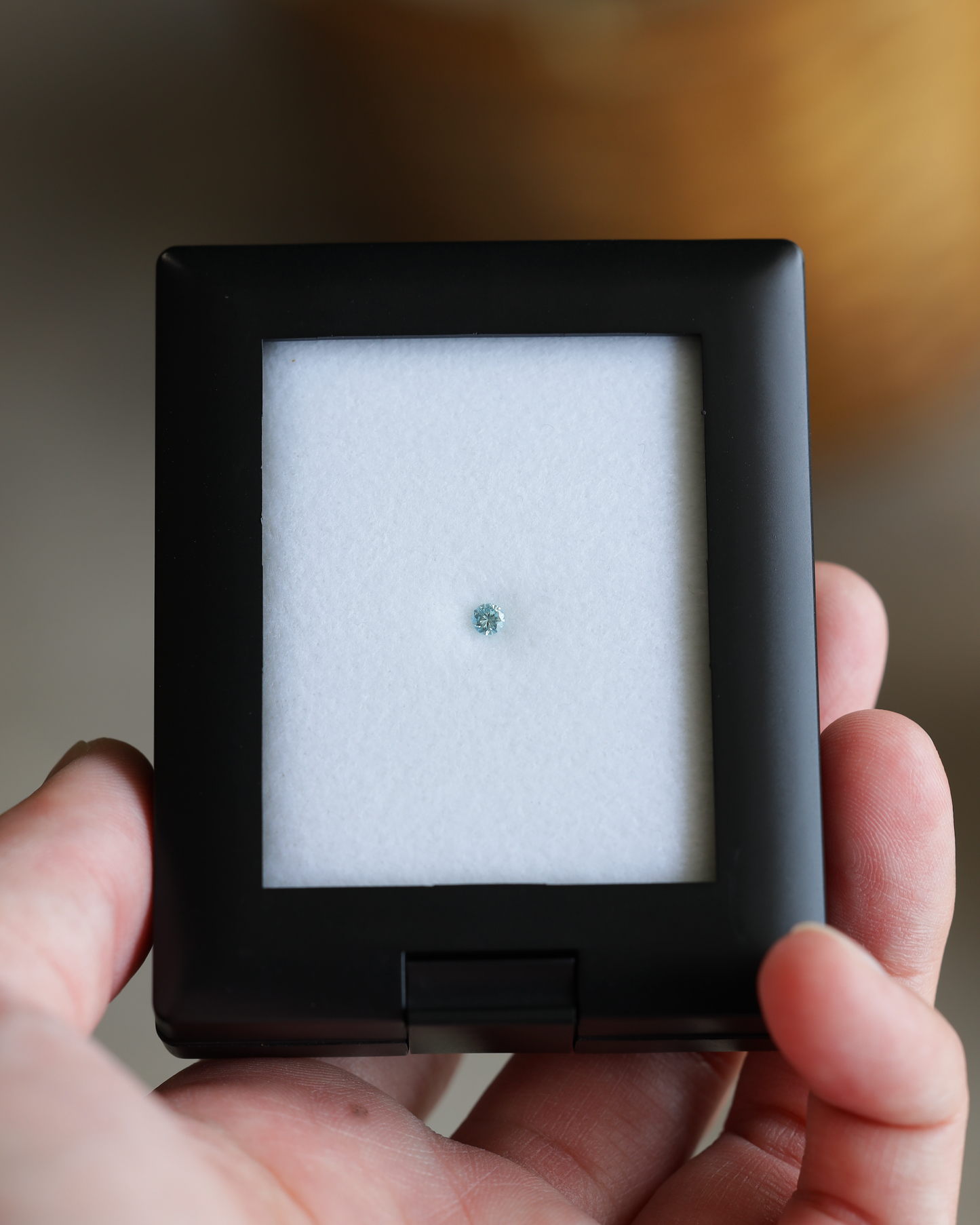 アイスブルーダイヤモンド ルース 0.1ct