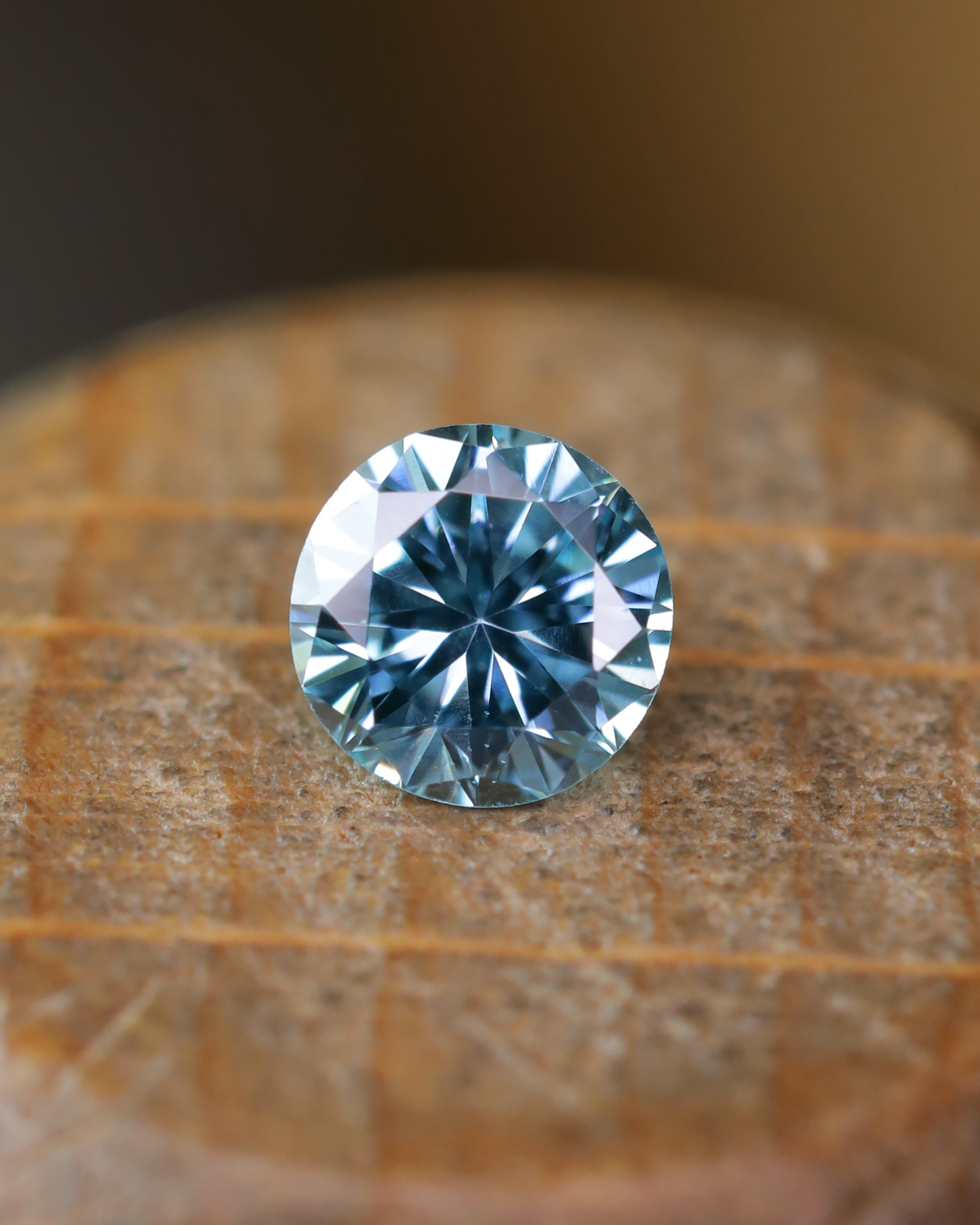 アイスブルーダイヤモンド ルース 0.1ct