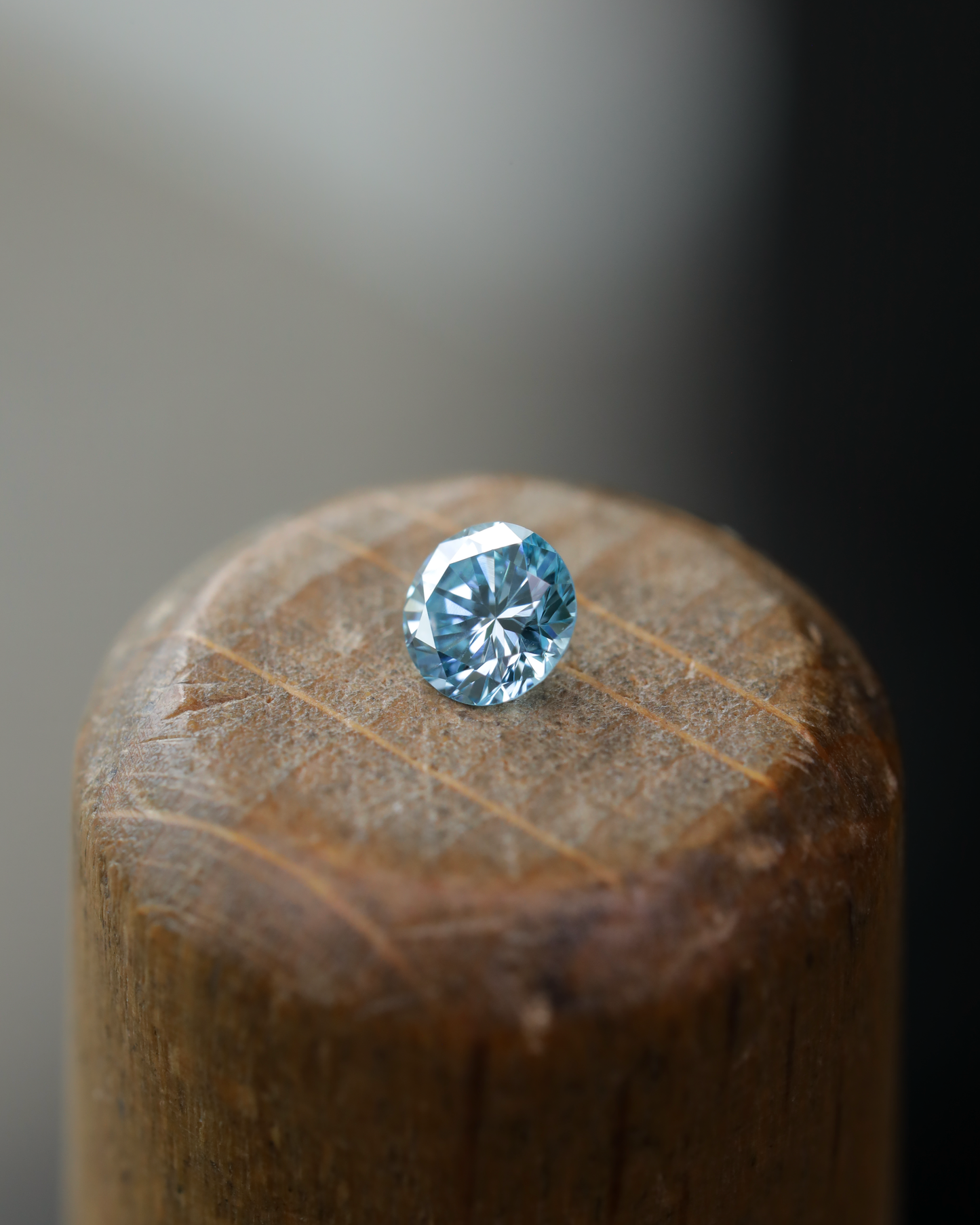 アイスブルーダイヤモンド ルース 0.1ct
