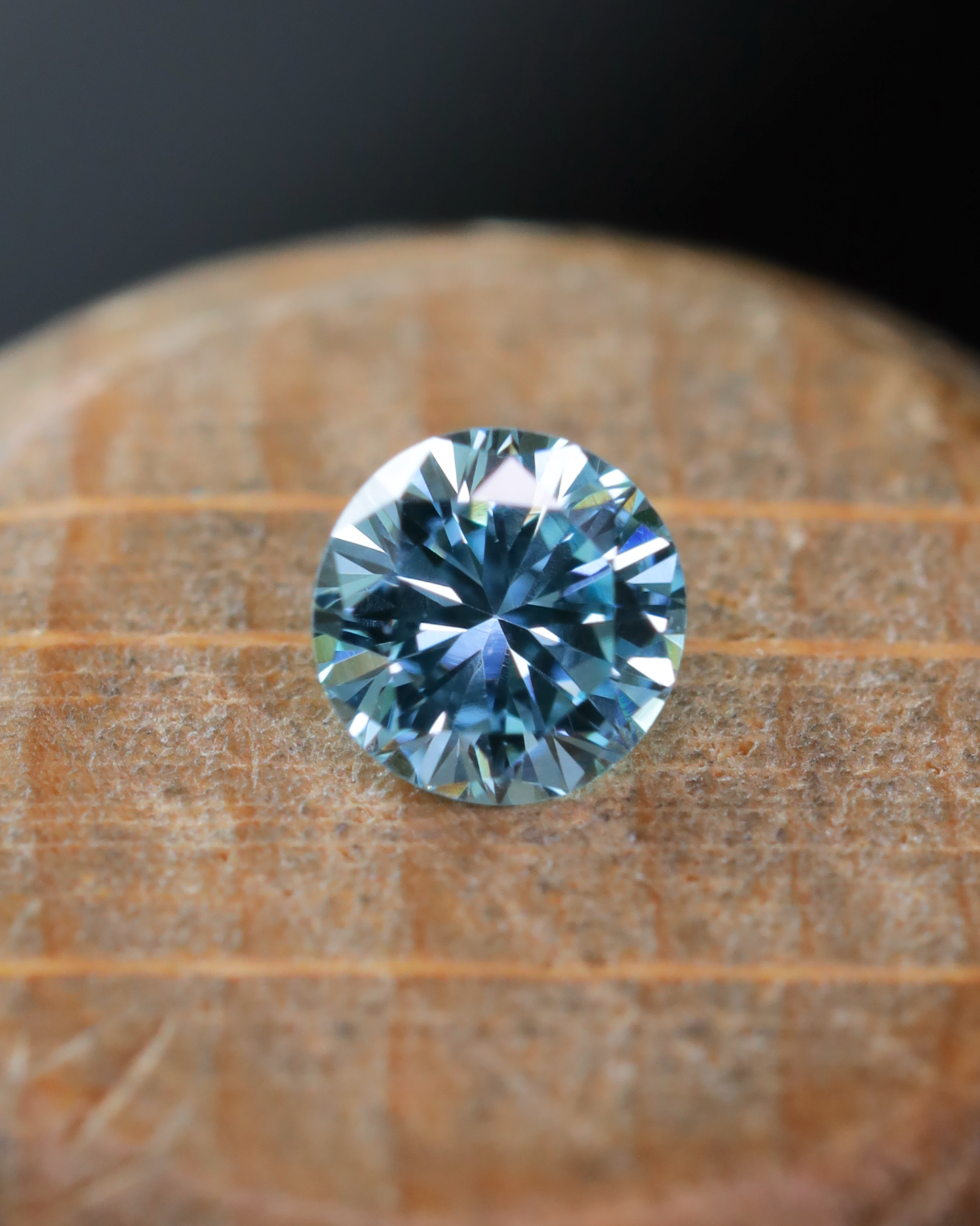 アイスブルーダイヤモンド ルース 0.1ct