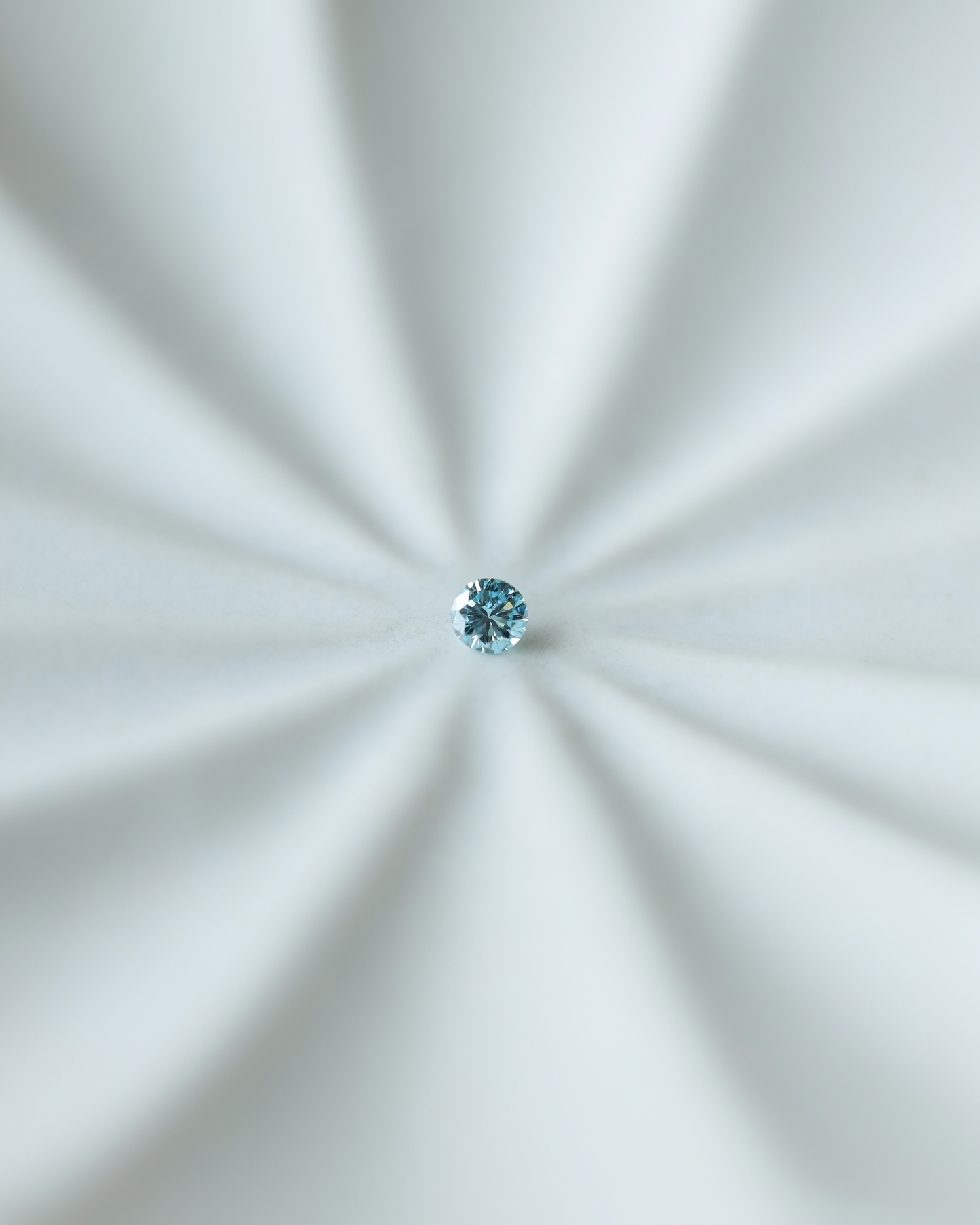 アイスブルーダイヤモンド ルース 0.1ct