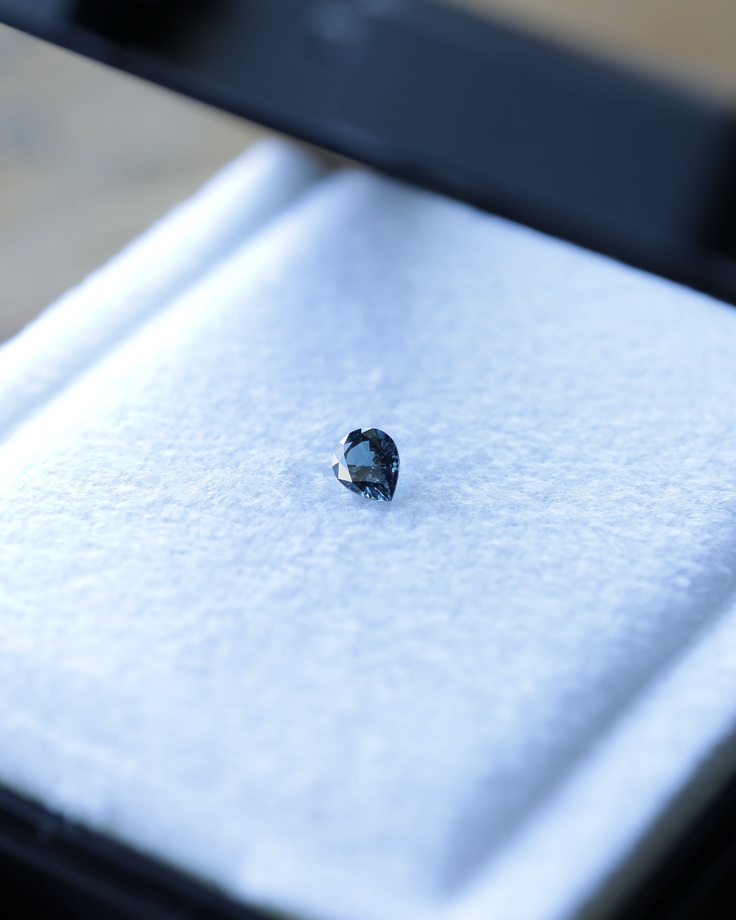 ベキリーブルーガーネット ルース 0.33ct