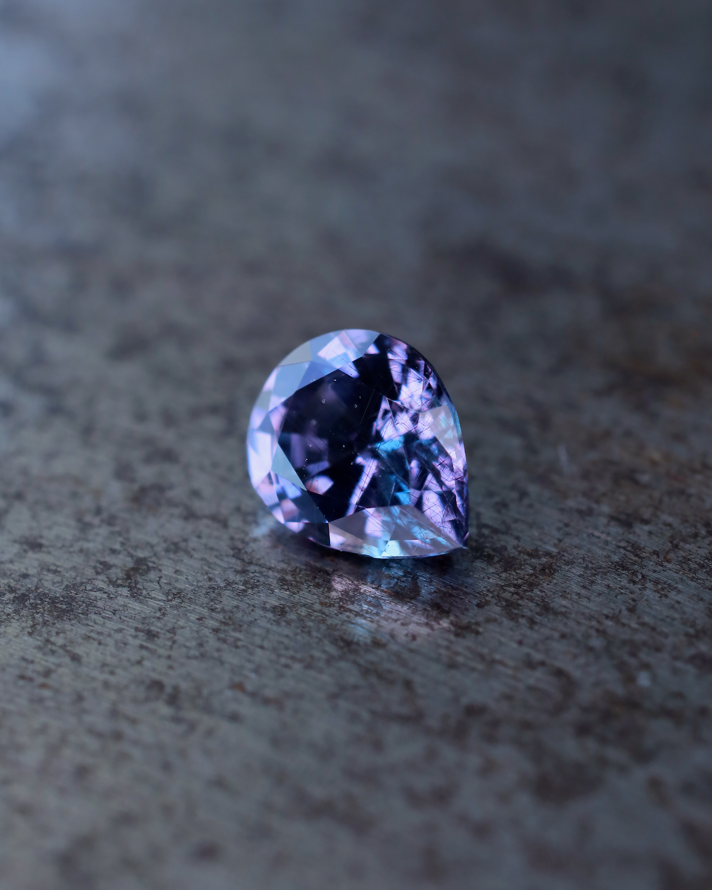 ベキリーブルーガーネット ルース 0.33ct
