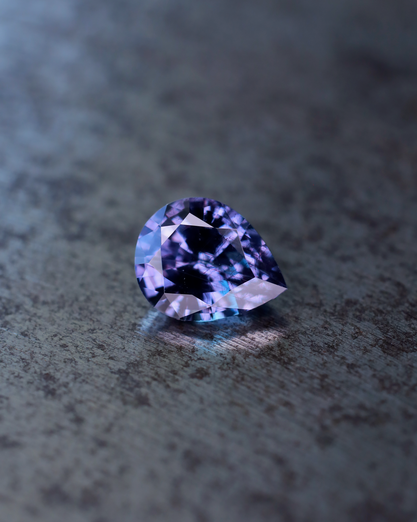ベキリーブルーガーネット ルース 0.33ct