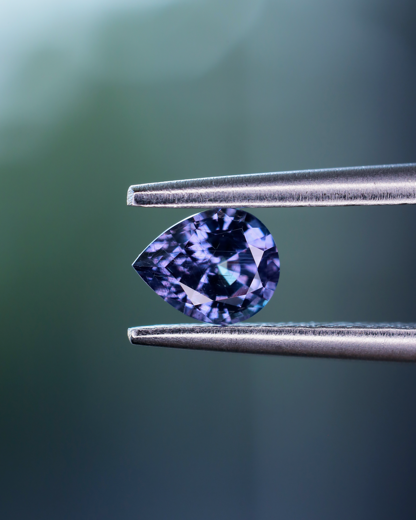 ベキリーブルーガーネット ルース 0.33ct