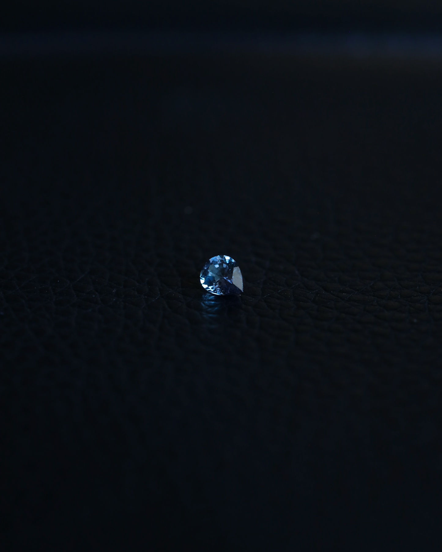 ベキリーブルーガーネット ルース 0.33ct