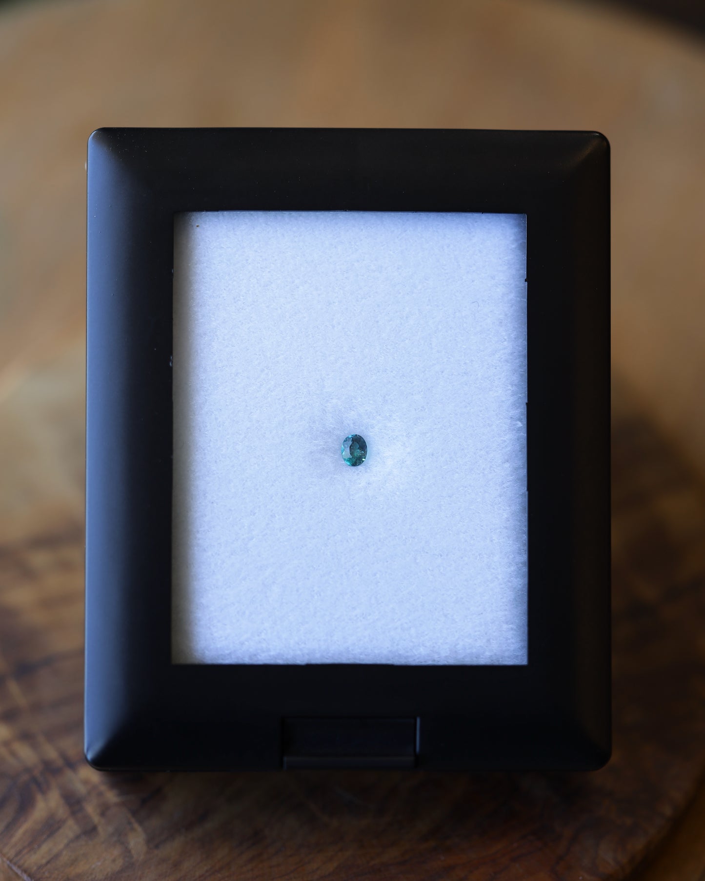 グランディディエライト ルース 0.14ct