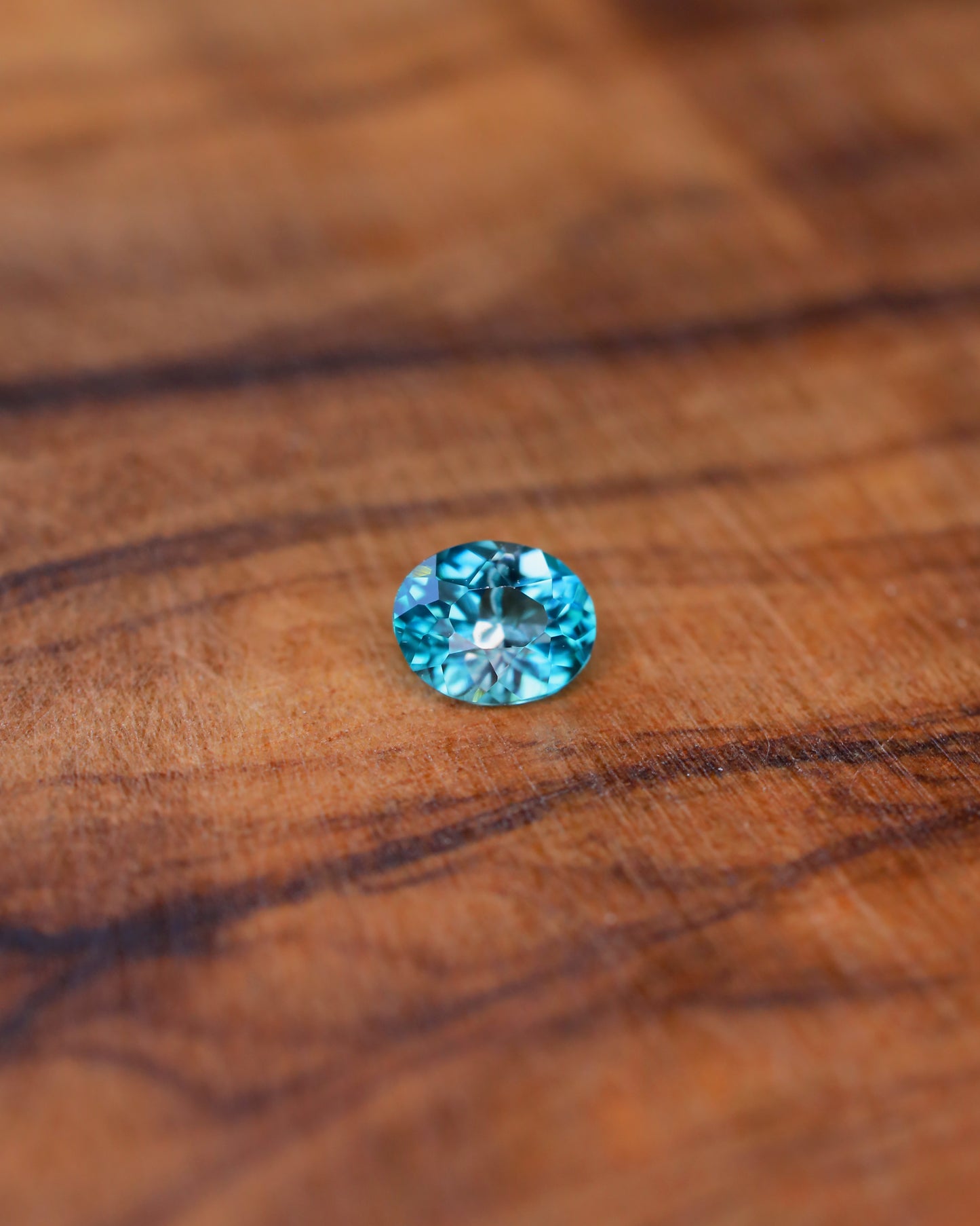 グランディディエライト ルース 0.14ct