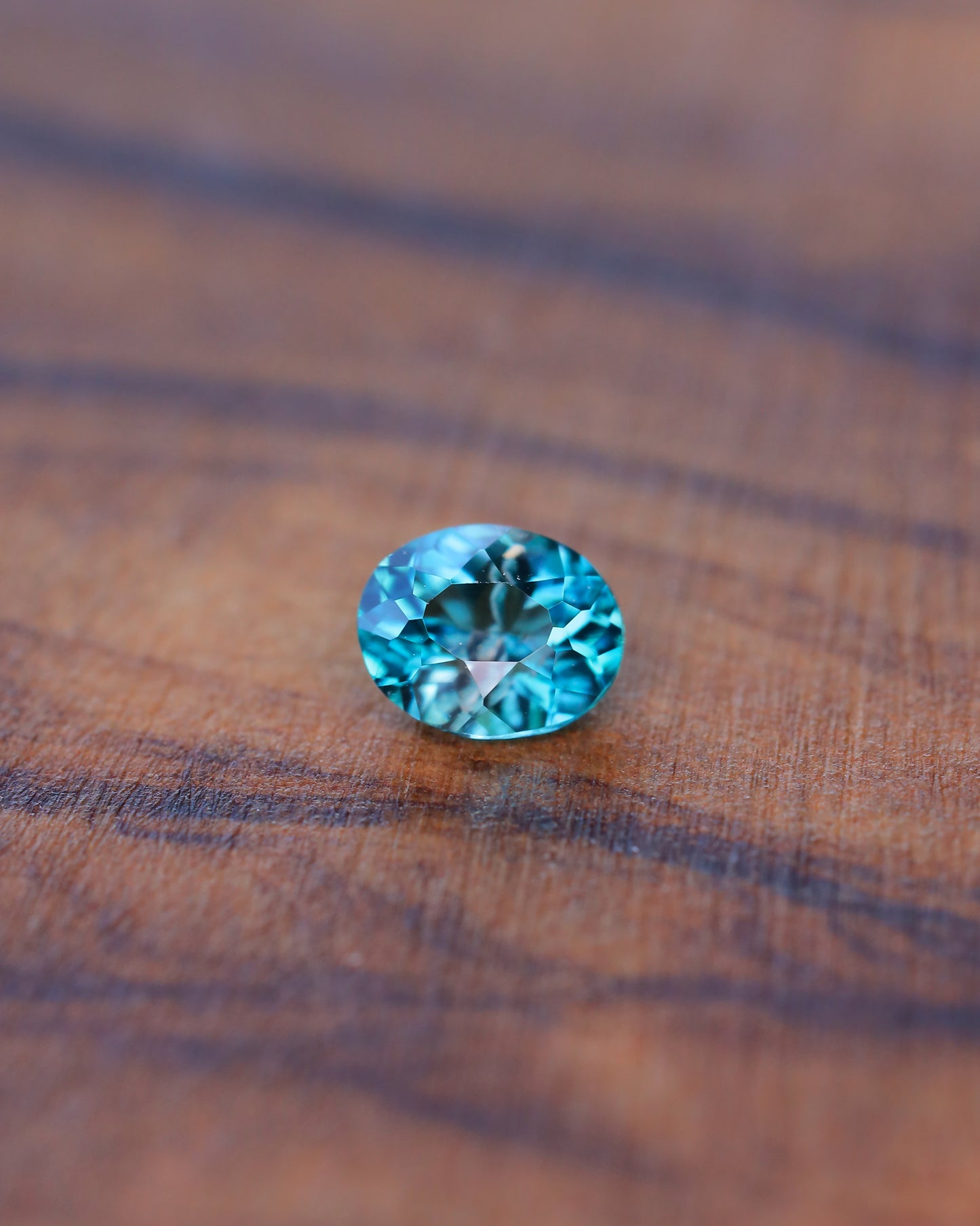グランディディエライト ルース 0.14ct