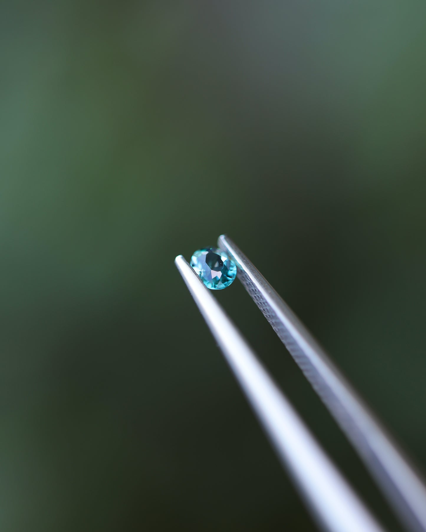 グランディディエライト ルース 0.14ct