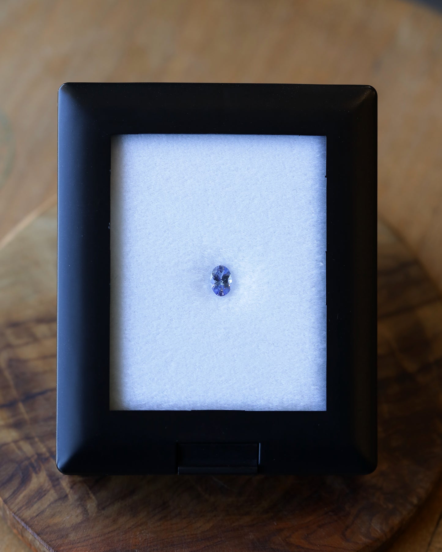 ゾイサイト ルース 0.37ct