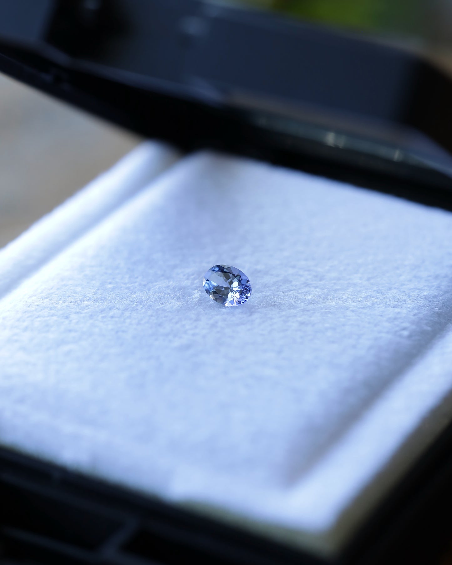 ゾイサイト ルース 0.37ct