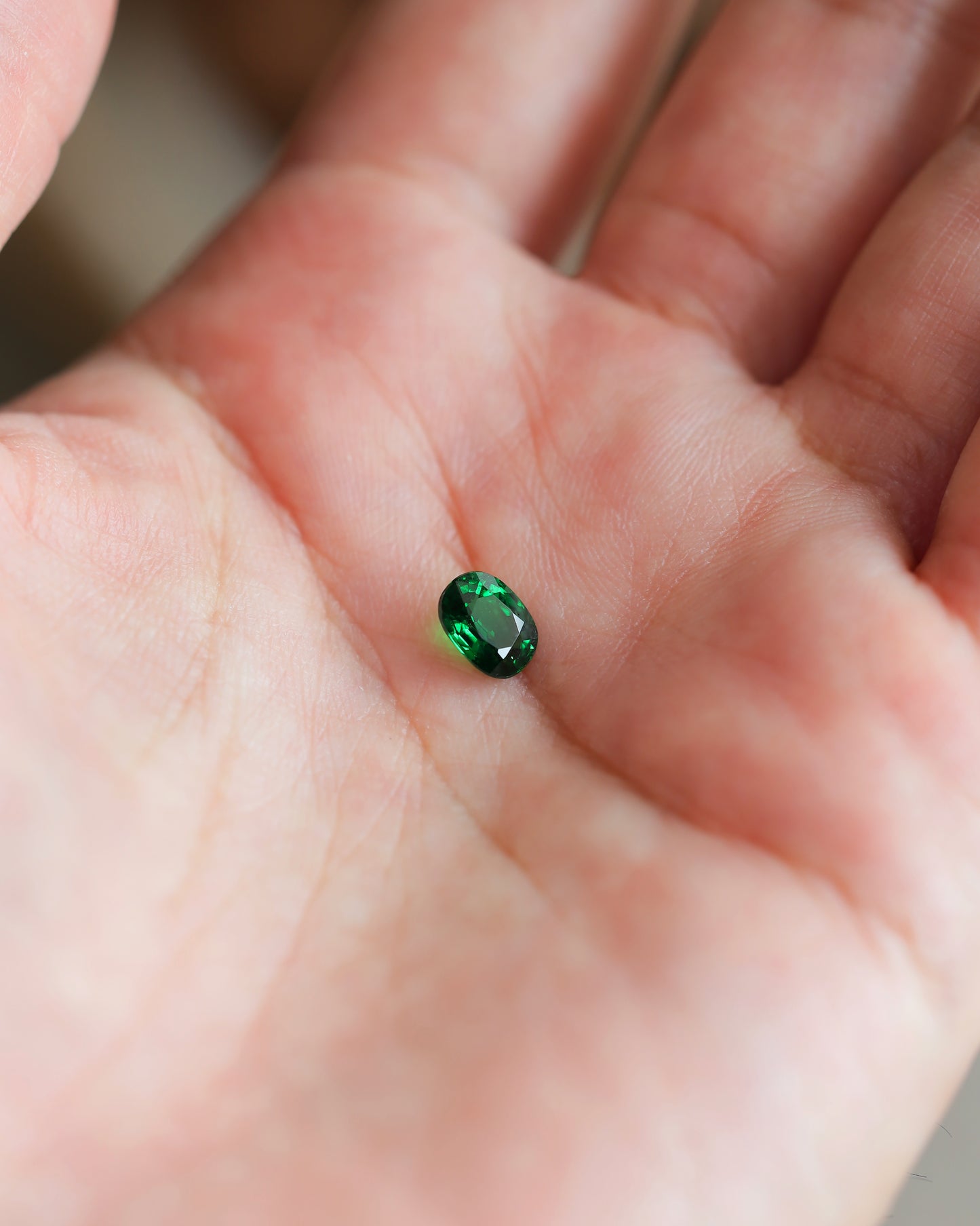 グリーンガーネット ルース 1.09