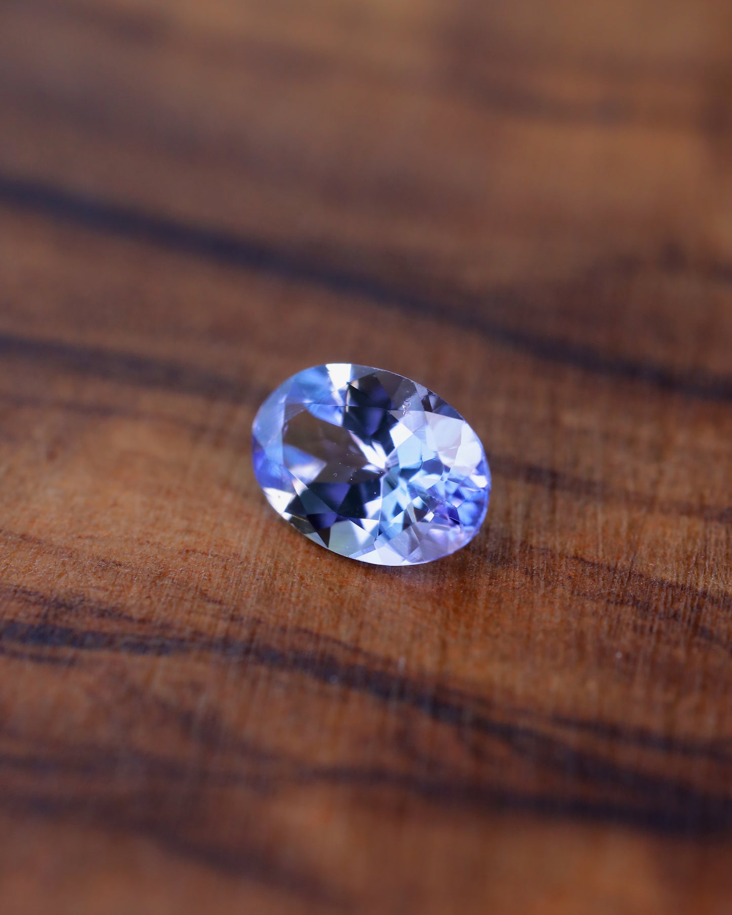 ゾイサイト ルース 0.37ct