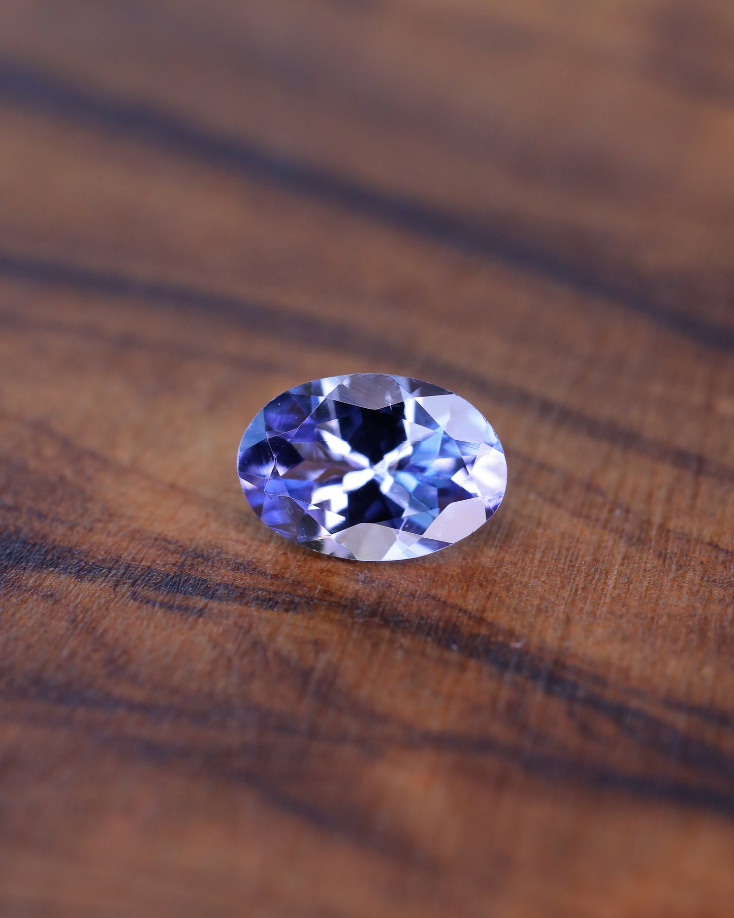 ゾイサイト ルース 0.37ct