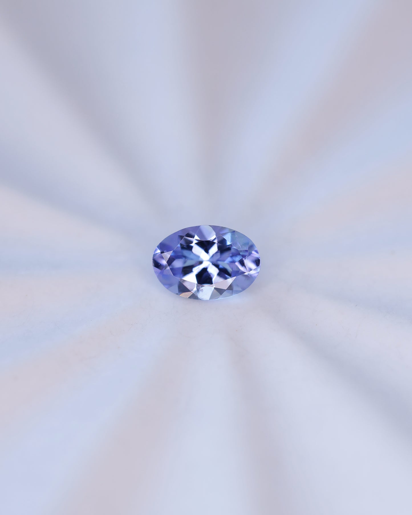 ゾイサイト ルース 0.37ct