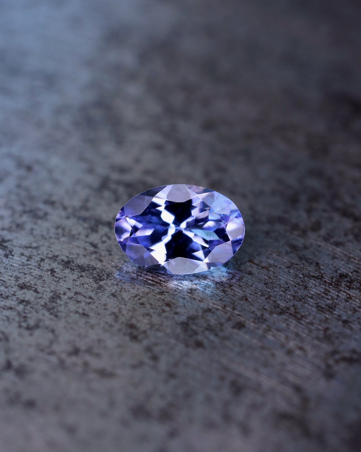 ゾイサイト ルース 0.37ct