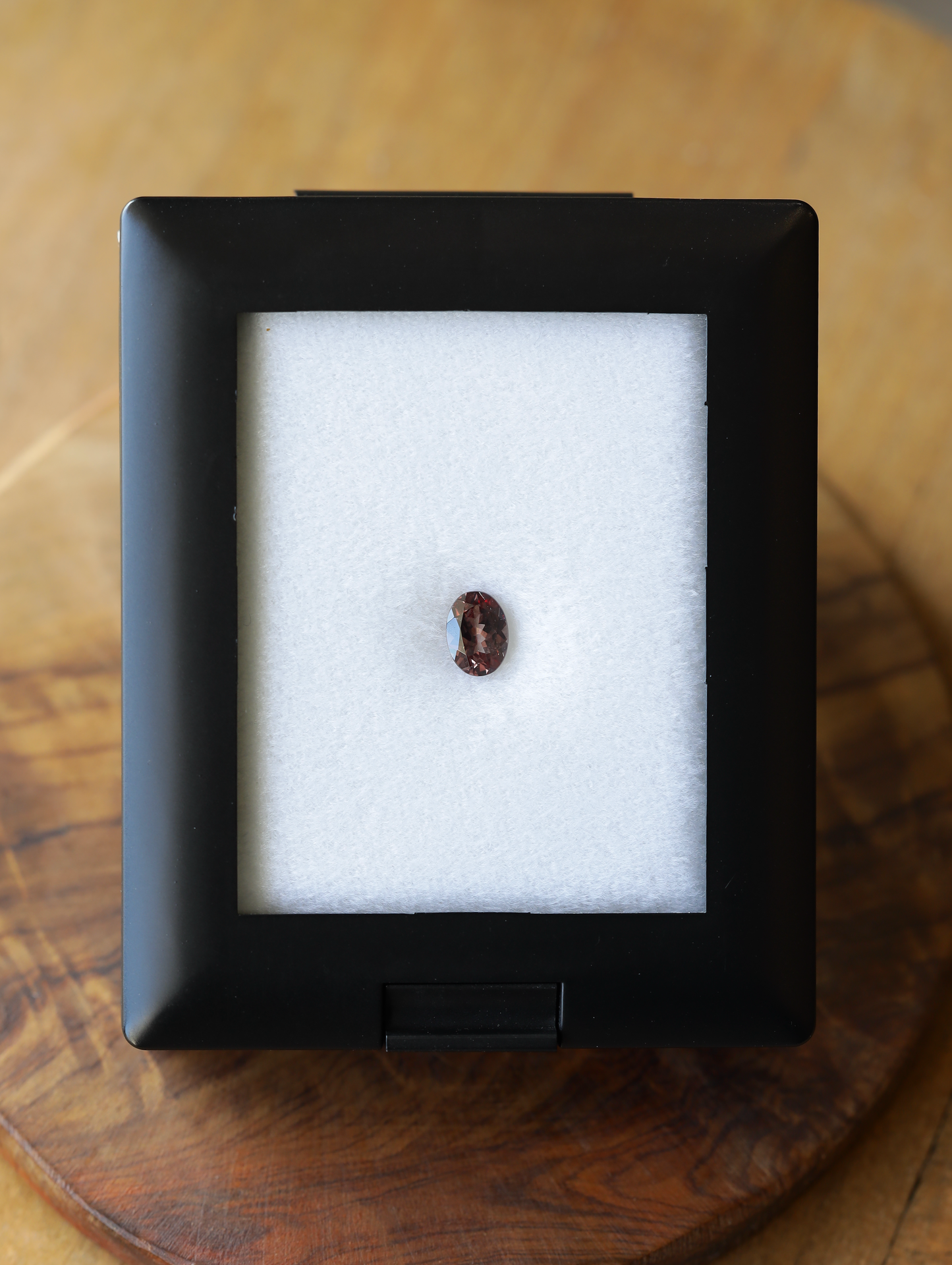 カラーチェンジガーネット ルース 1.09ct