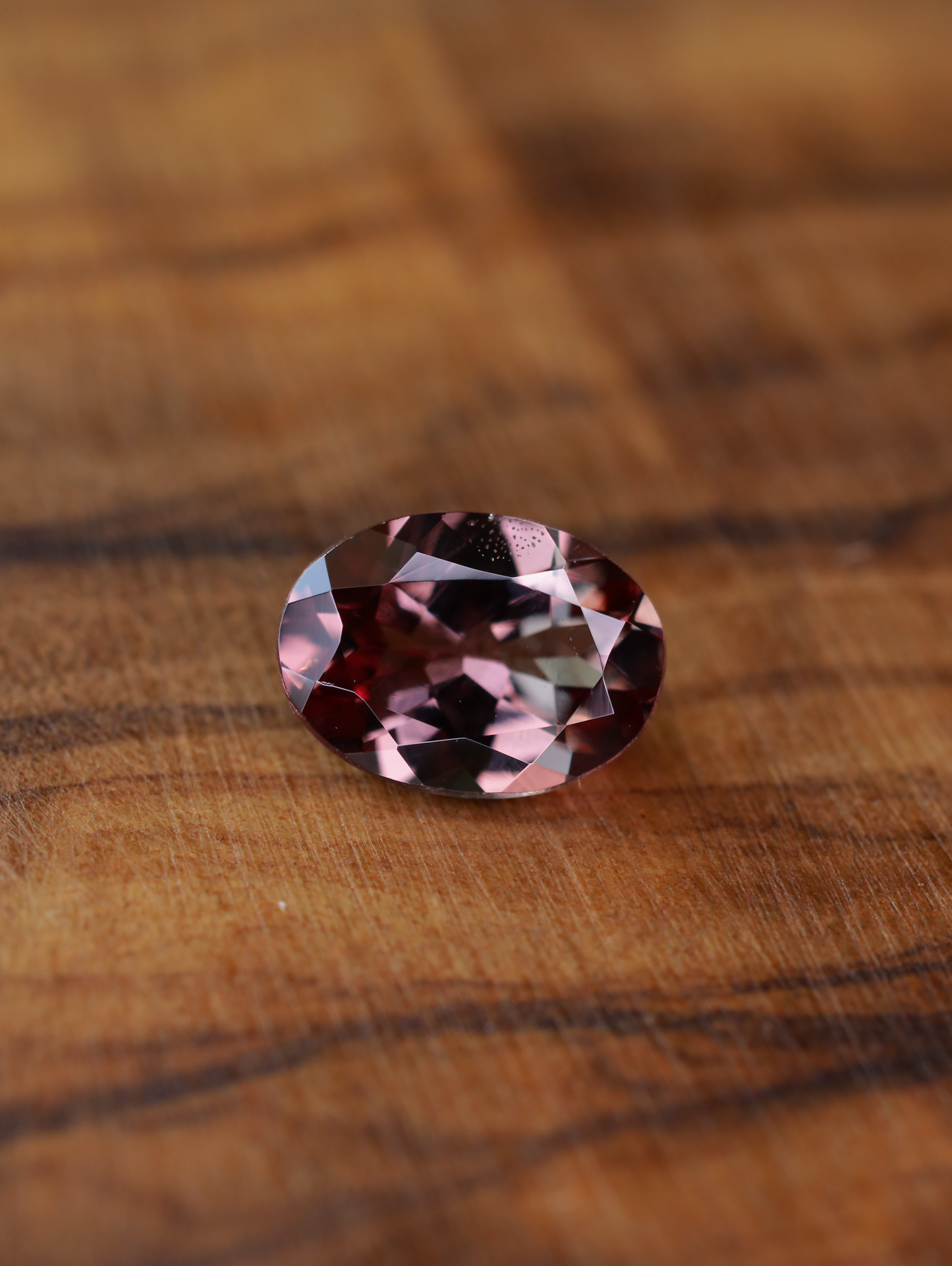 カラーチェンジガーネット ルース 1.09ct