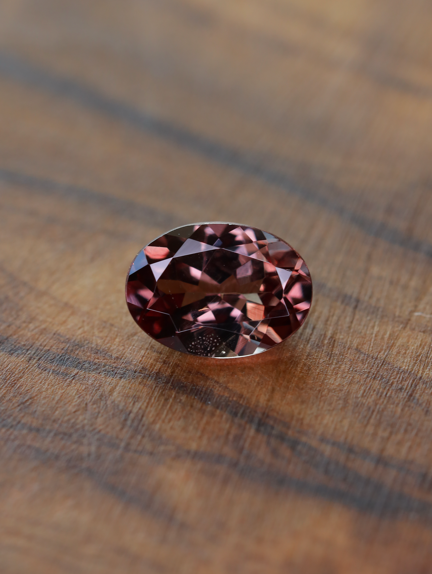 カラーチェンジガーネット ルース 1.09ct
