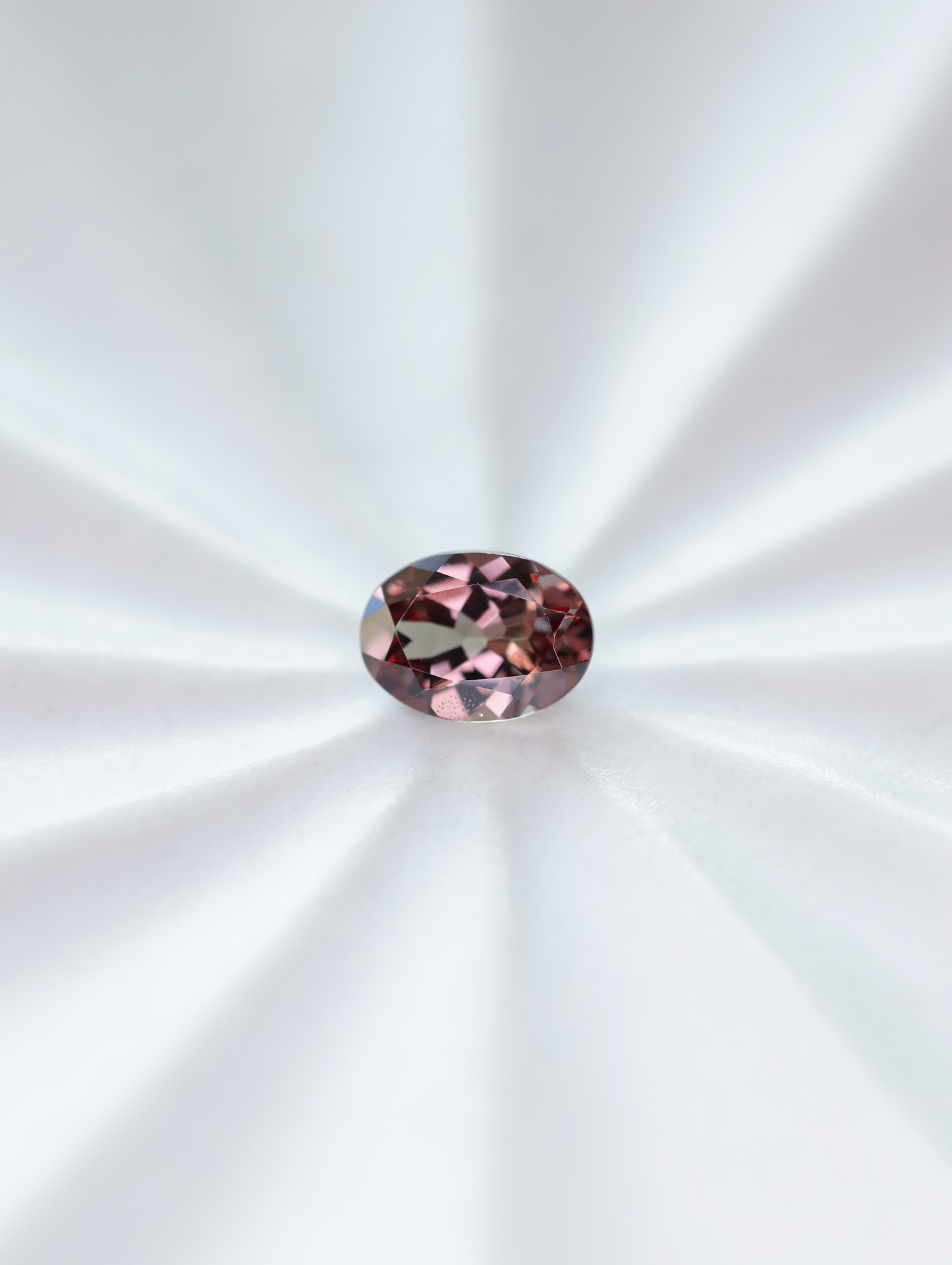 カラーチェンジガーネット ルース 1.09ct