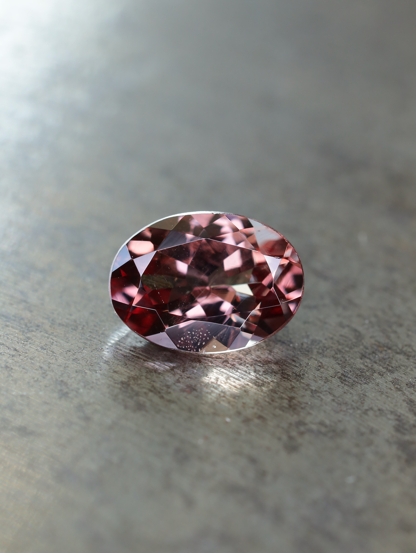 カラーチェンジガーネット ルース 1.09ct