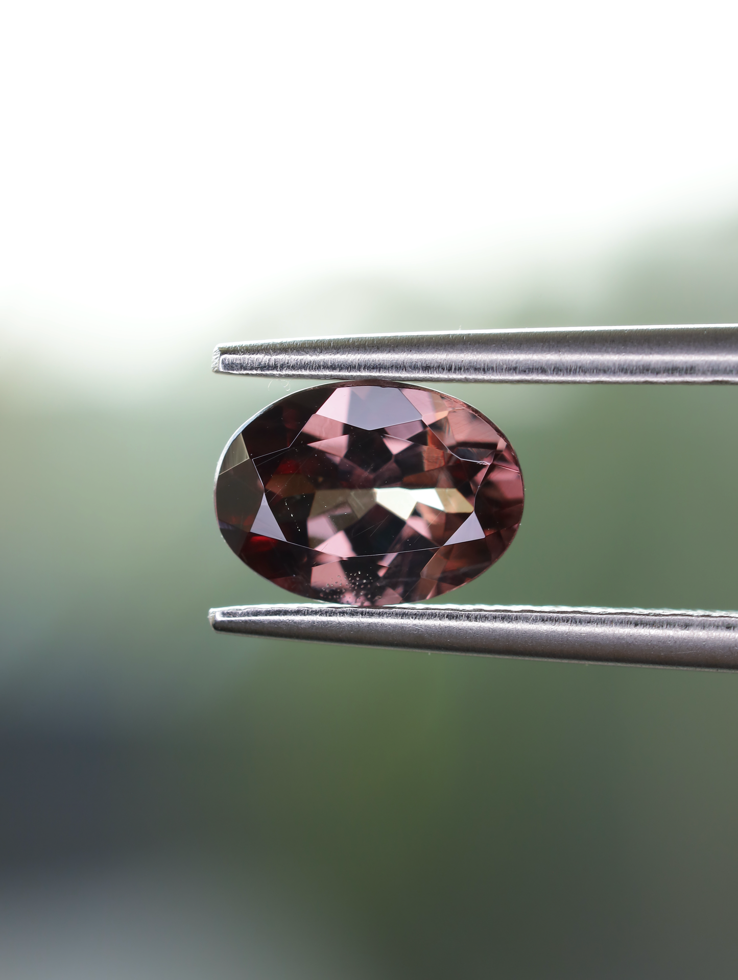 カラーチェンジガーネット ルース 1.09ct