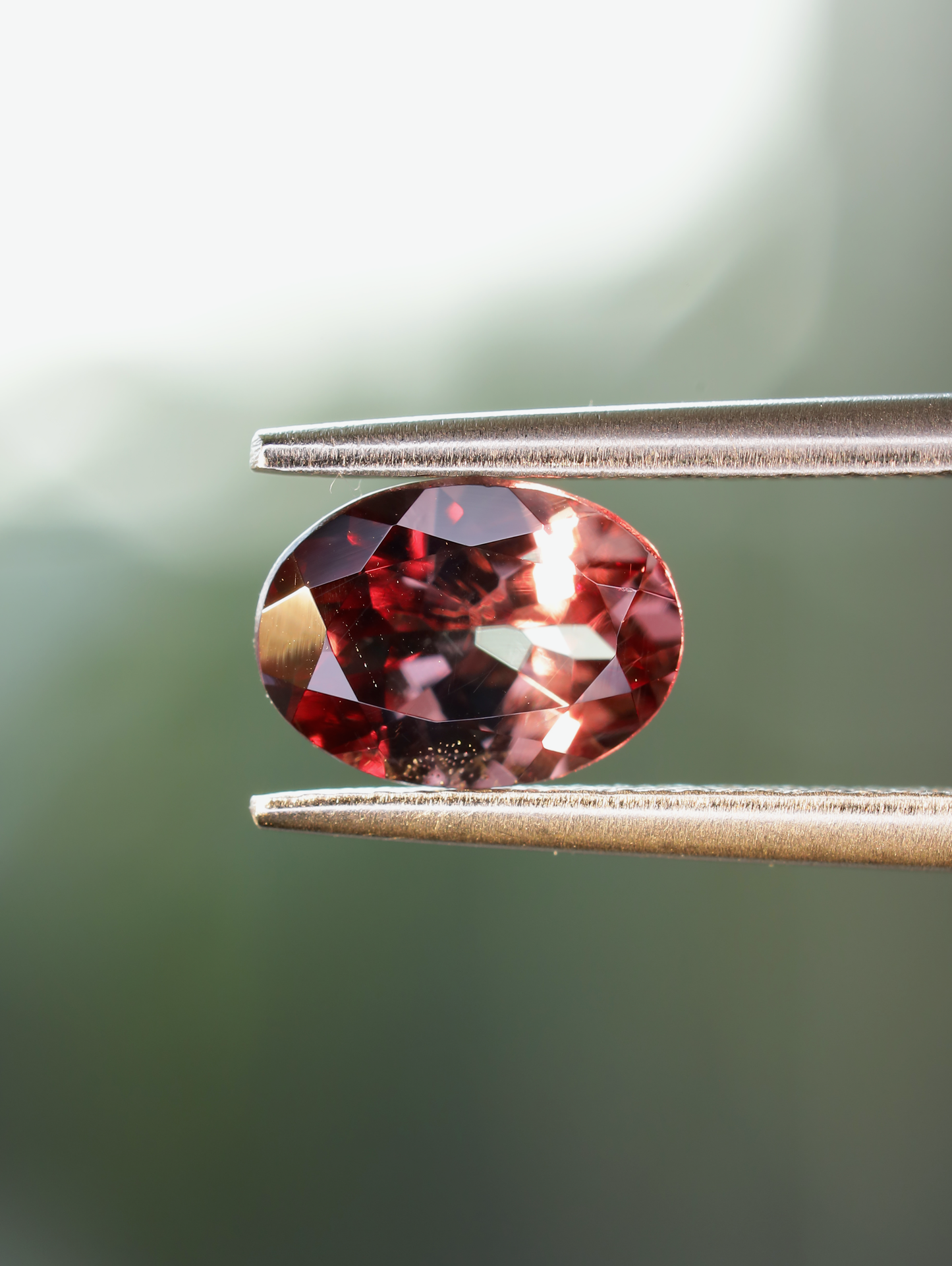 カラーチェンジガーネット ルース 1.09ct