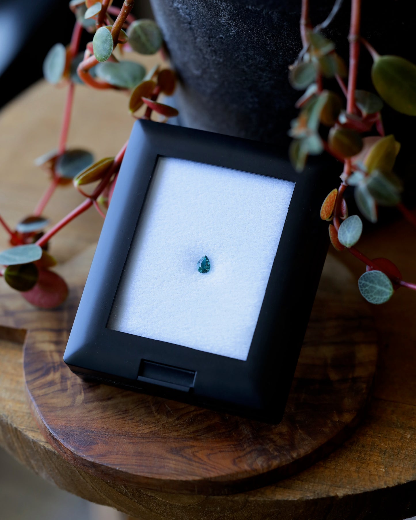 グランディディエライト ルース 0.28ct