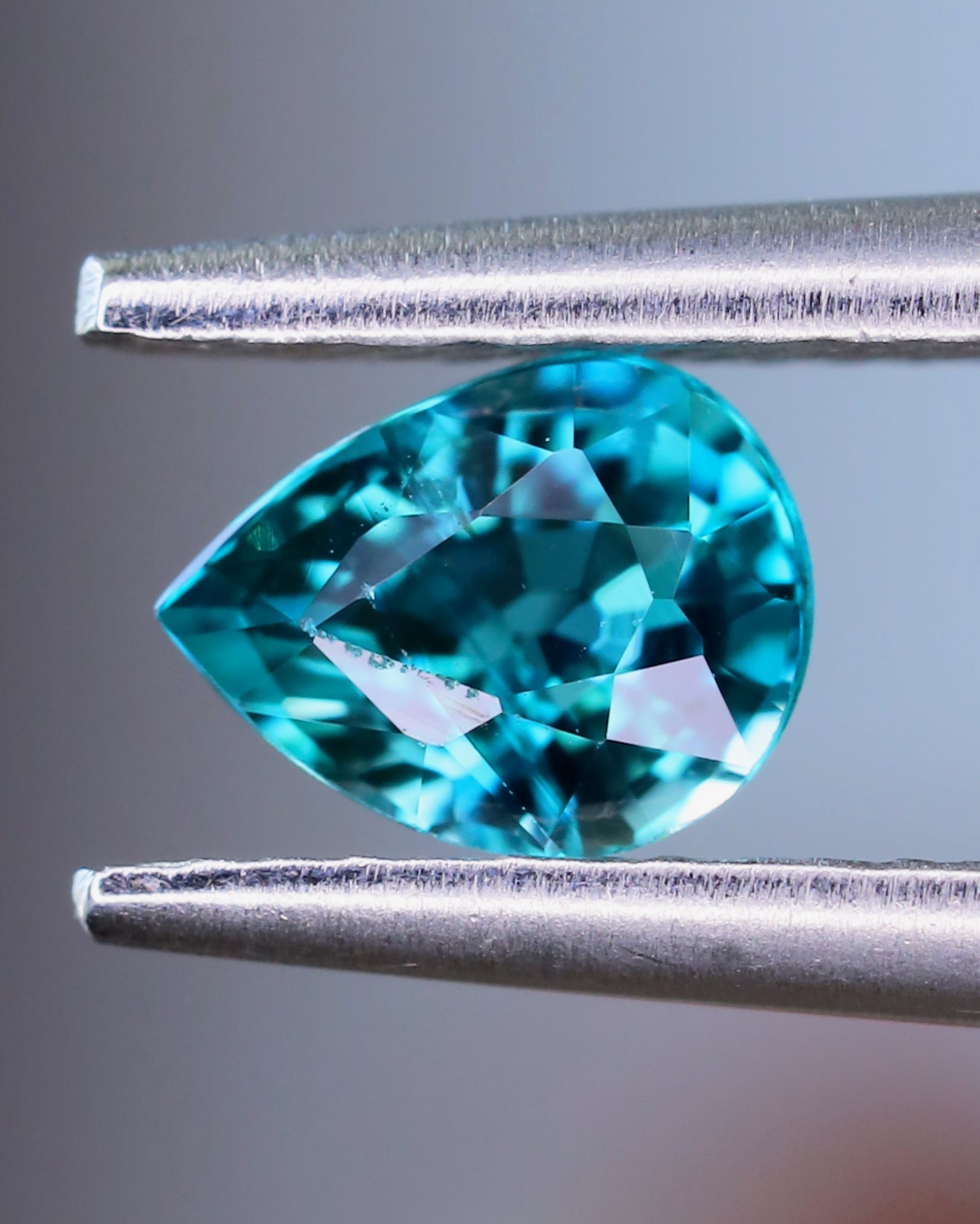 グランディディエライト ルース 0.28ct