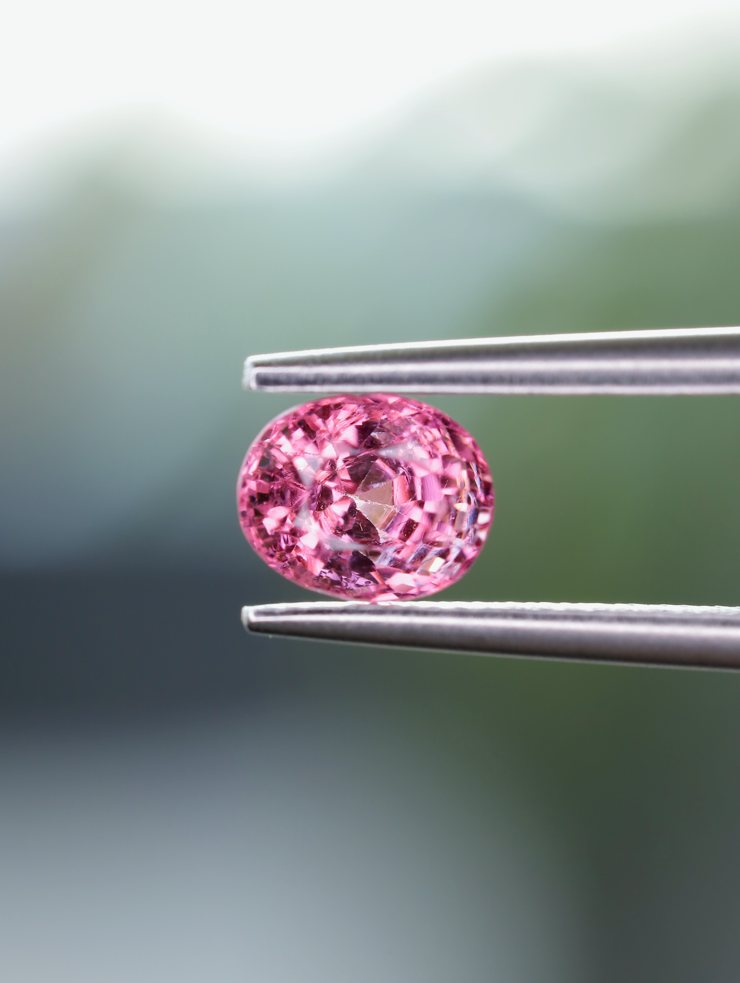 ピンクスピネル ルース 0.67ct