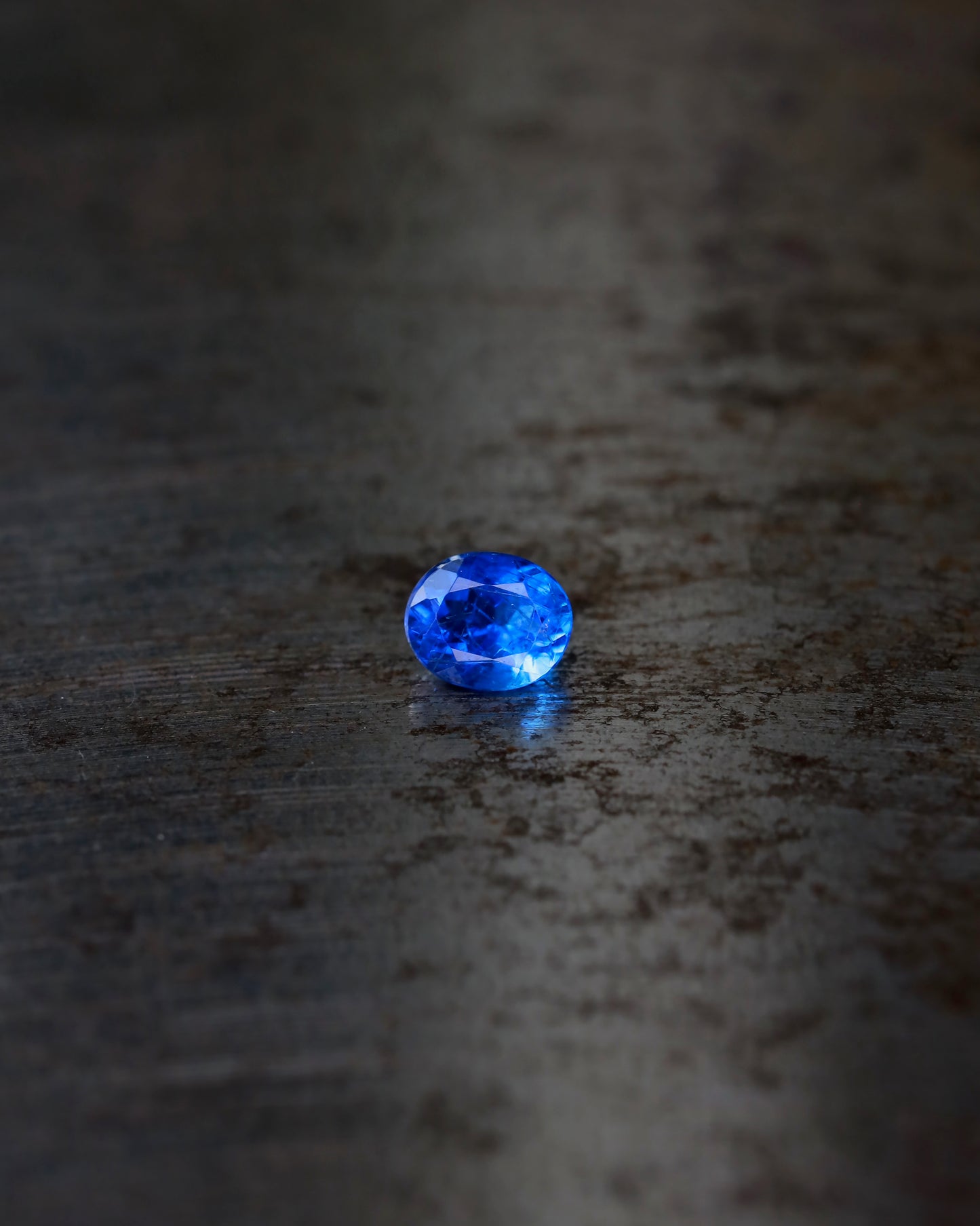アウイナイト ルース 0.1ct
