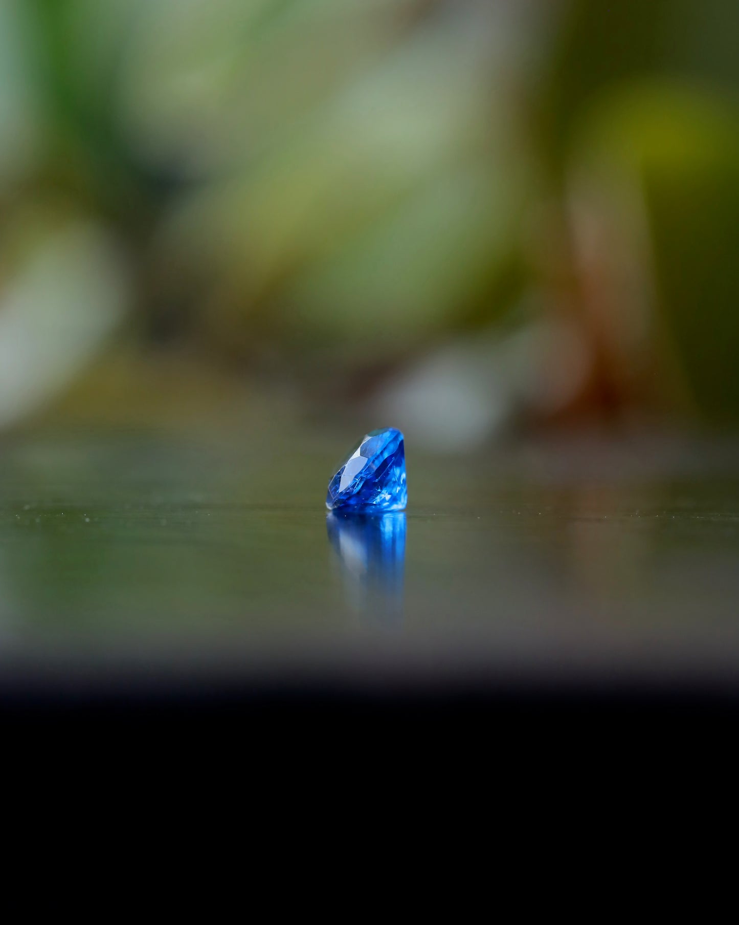 アウイナイト ルース 0.1ct