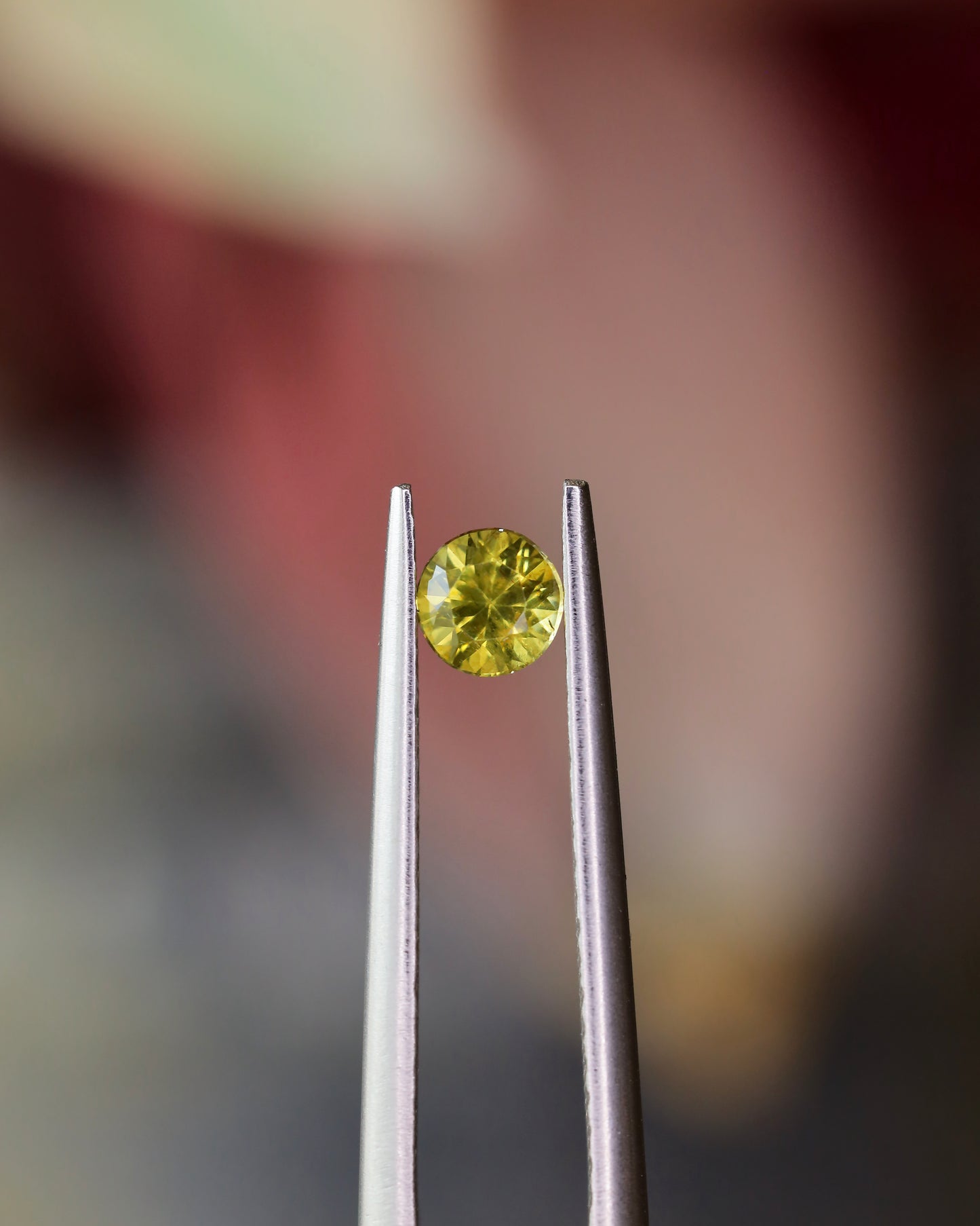 パラサイトペリドット ルース 0.25ct 鑑別書付き