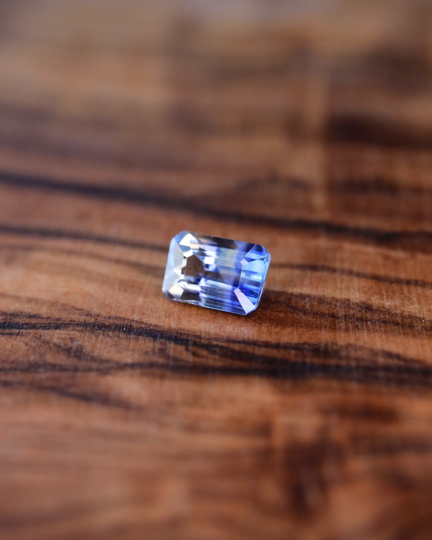 バイカラーサファイア ルース 0.53ct